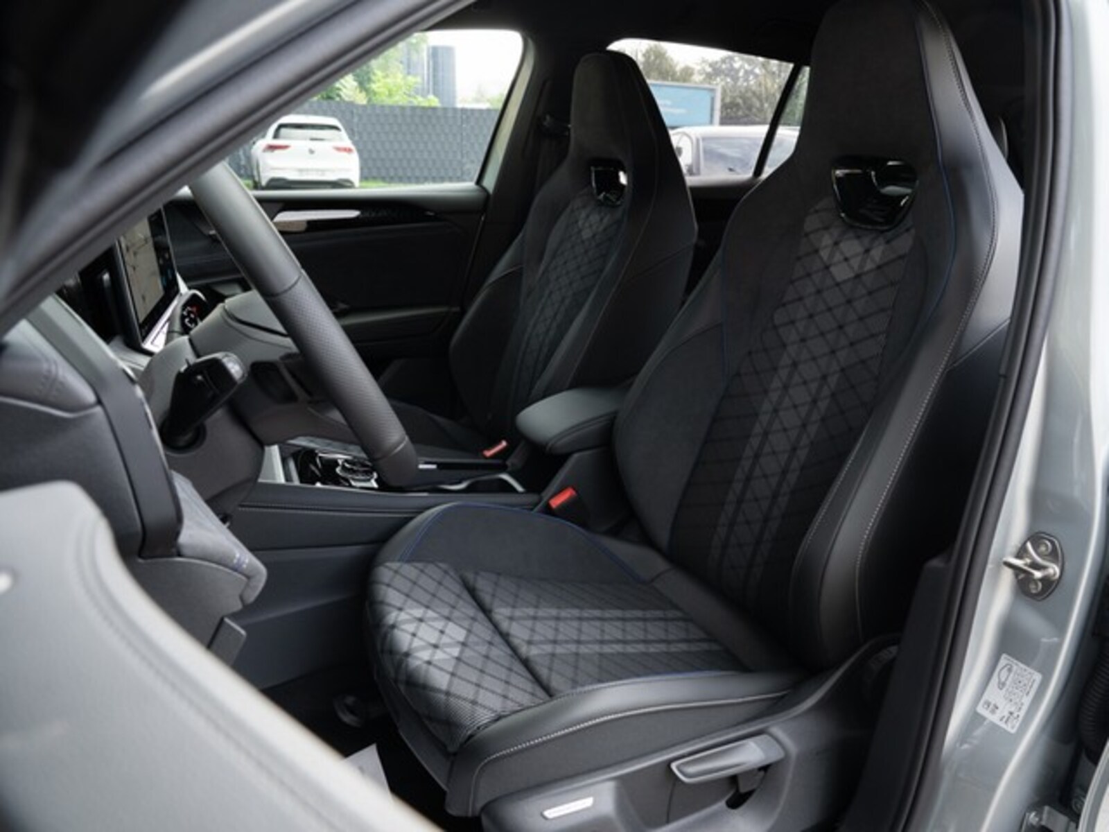 Volkswagen Tiguan – Bild 6