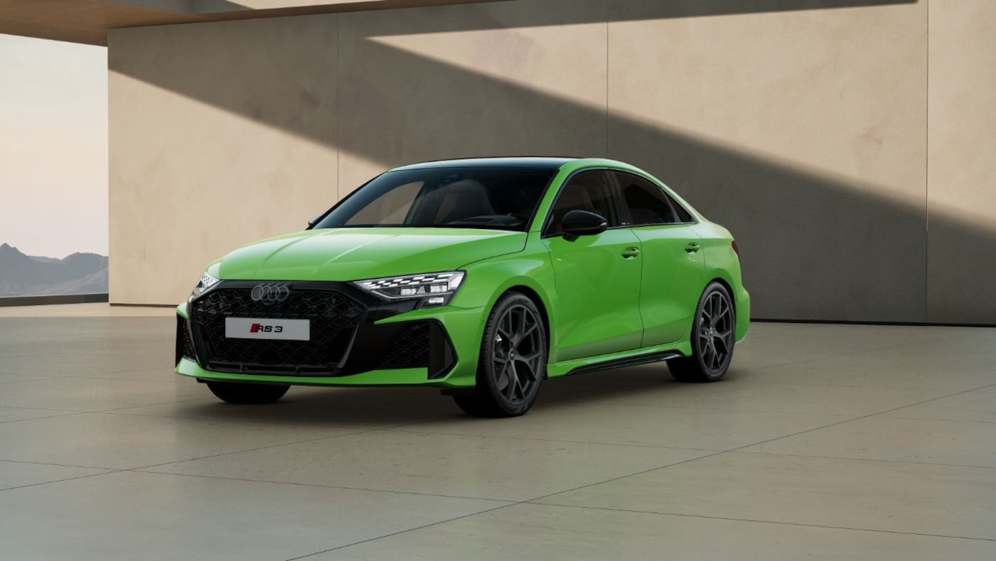 Bild über Audi RS 3 Limousine TFSI quattro S tronic - für weitere Informationen kontaktieren Sie den Audi Partner