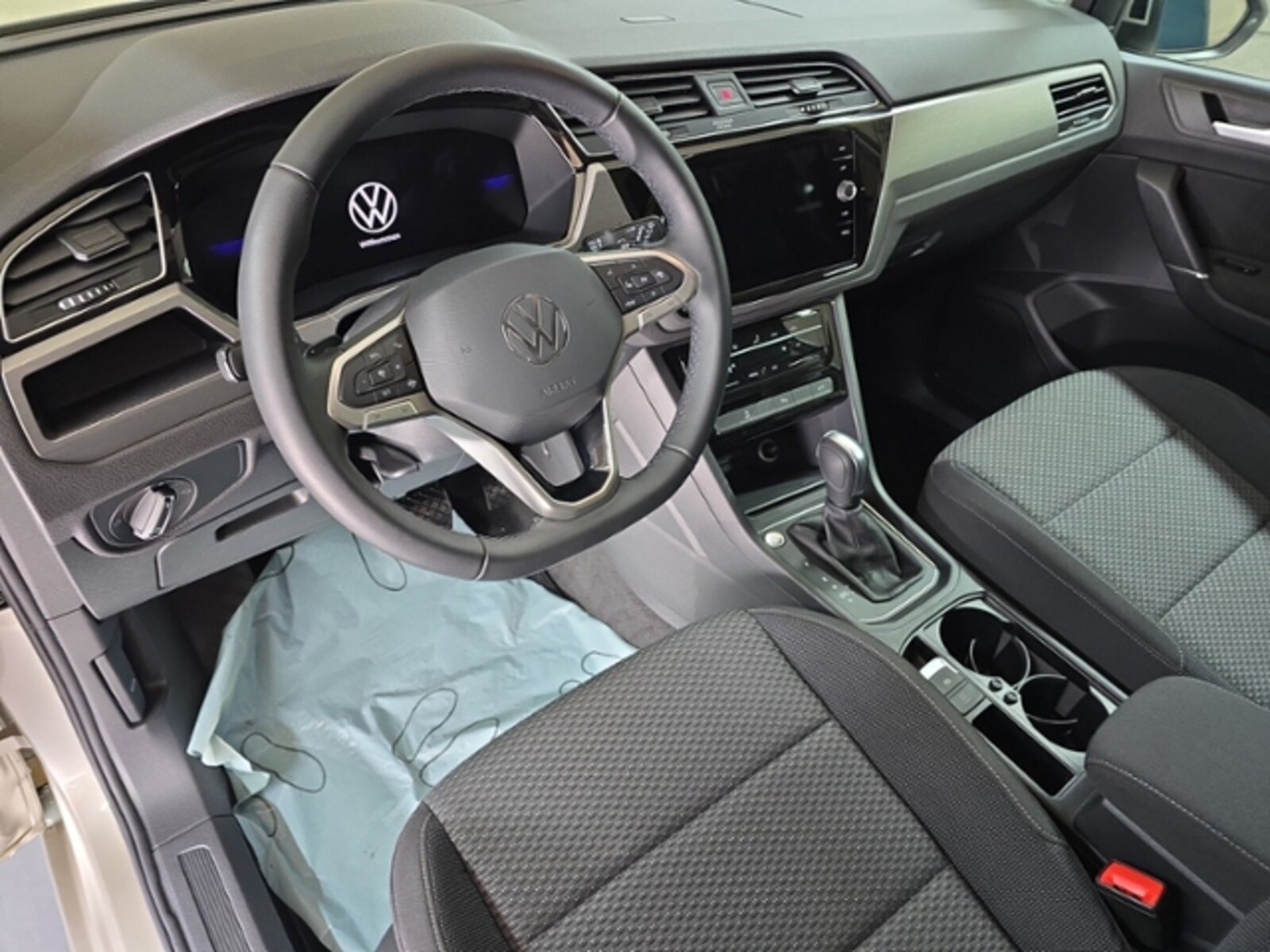 Volkswagen Touran – Bild 7