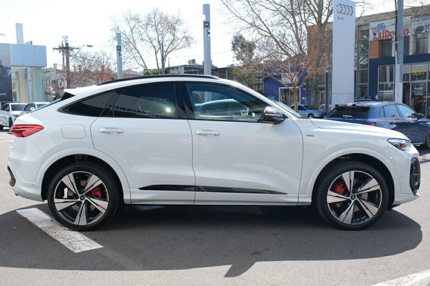 Image about Audi Q5 Sportback e-hybrid quattro S tronic