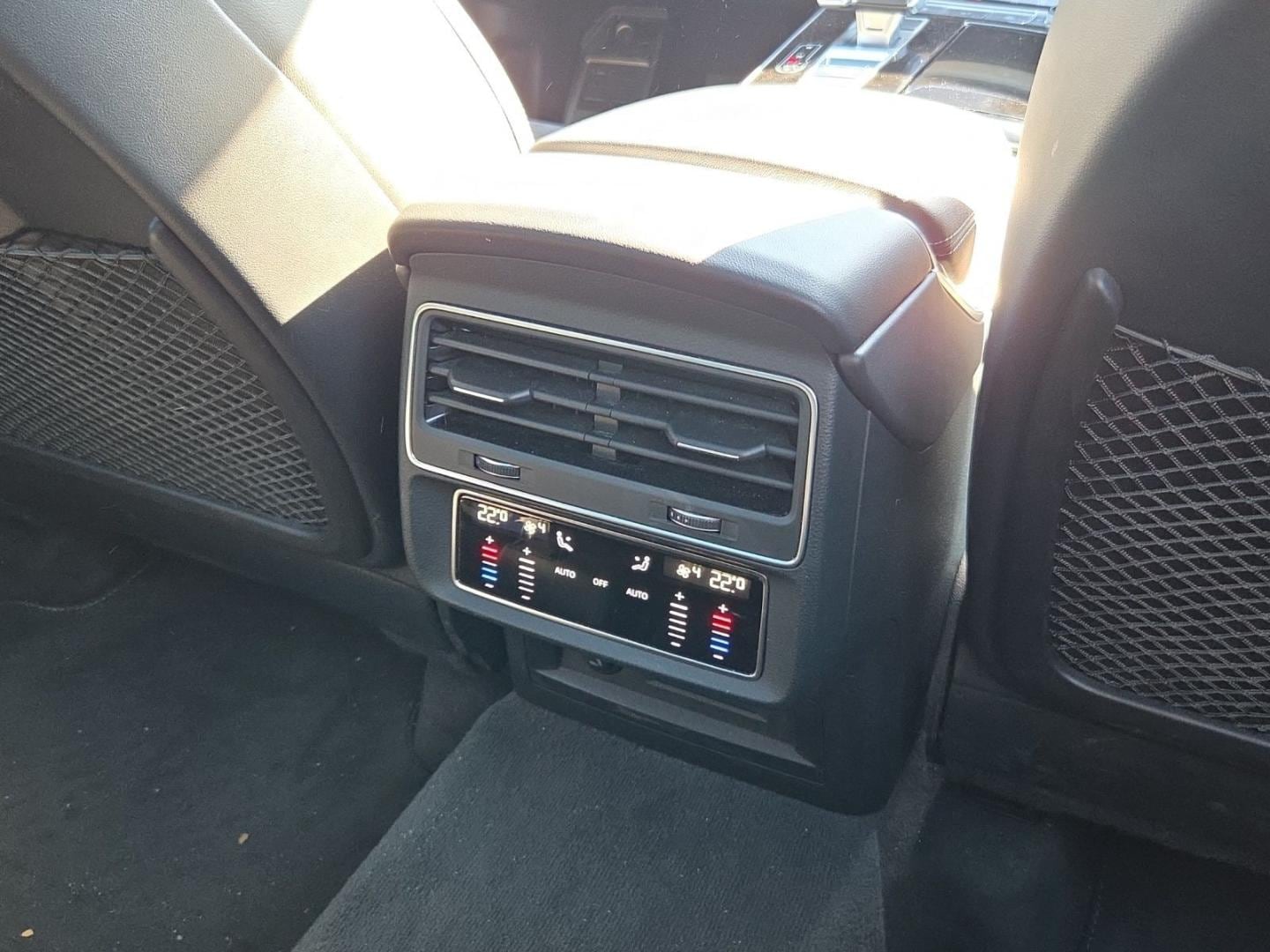 Bild über Audi Q7 SUV 50 TDI quattro tiptronic - für weitere Informationen kontaktieren Sie den Audi Partner