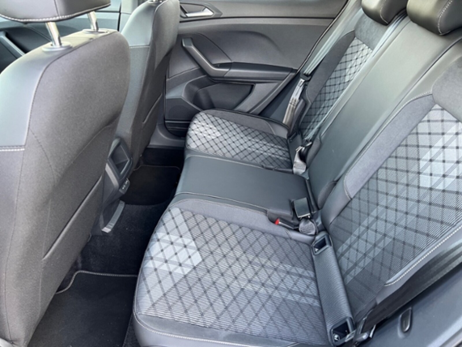 Volkswagen T-Cross – Bild 14