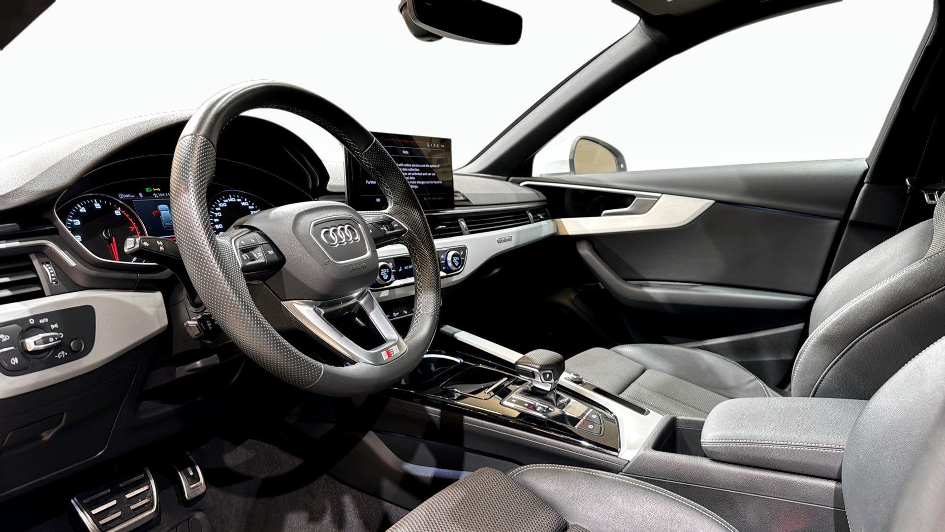 Image about Audi A4 Avant A4 Avant 40 TFSI quattro S line 204 hk S tronic