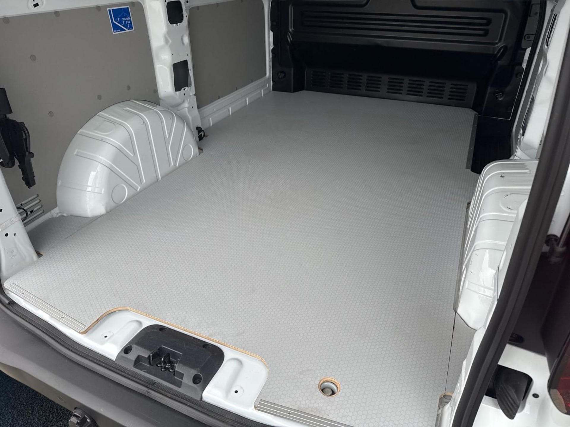 Volkswagen Transporter Kasten kurzer Radstand