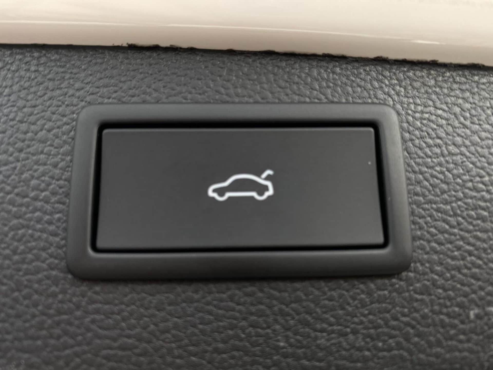 Volkswagen Passat Elegance