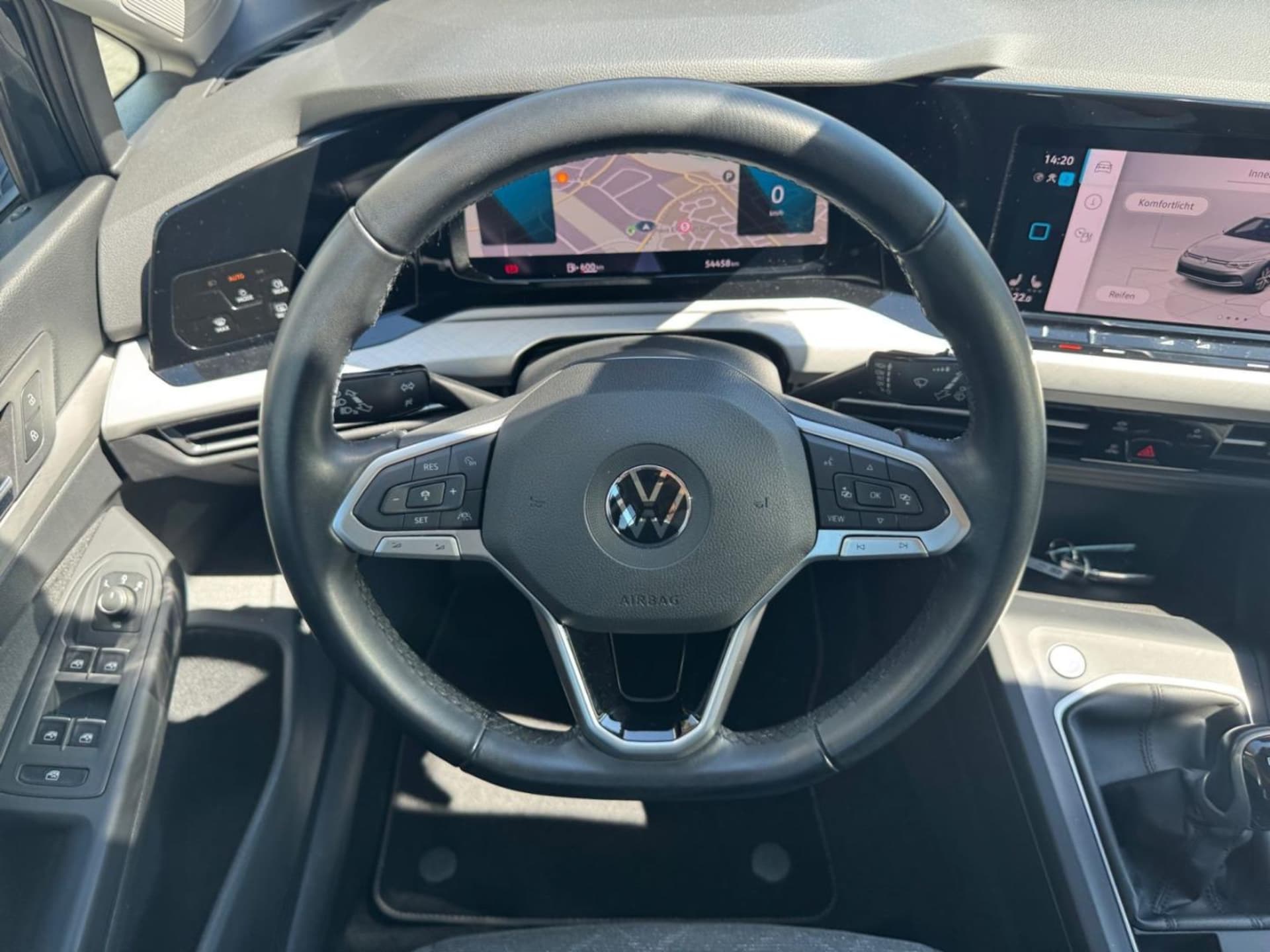 Volkswagen Golf Life