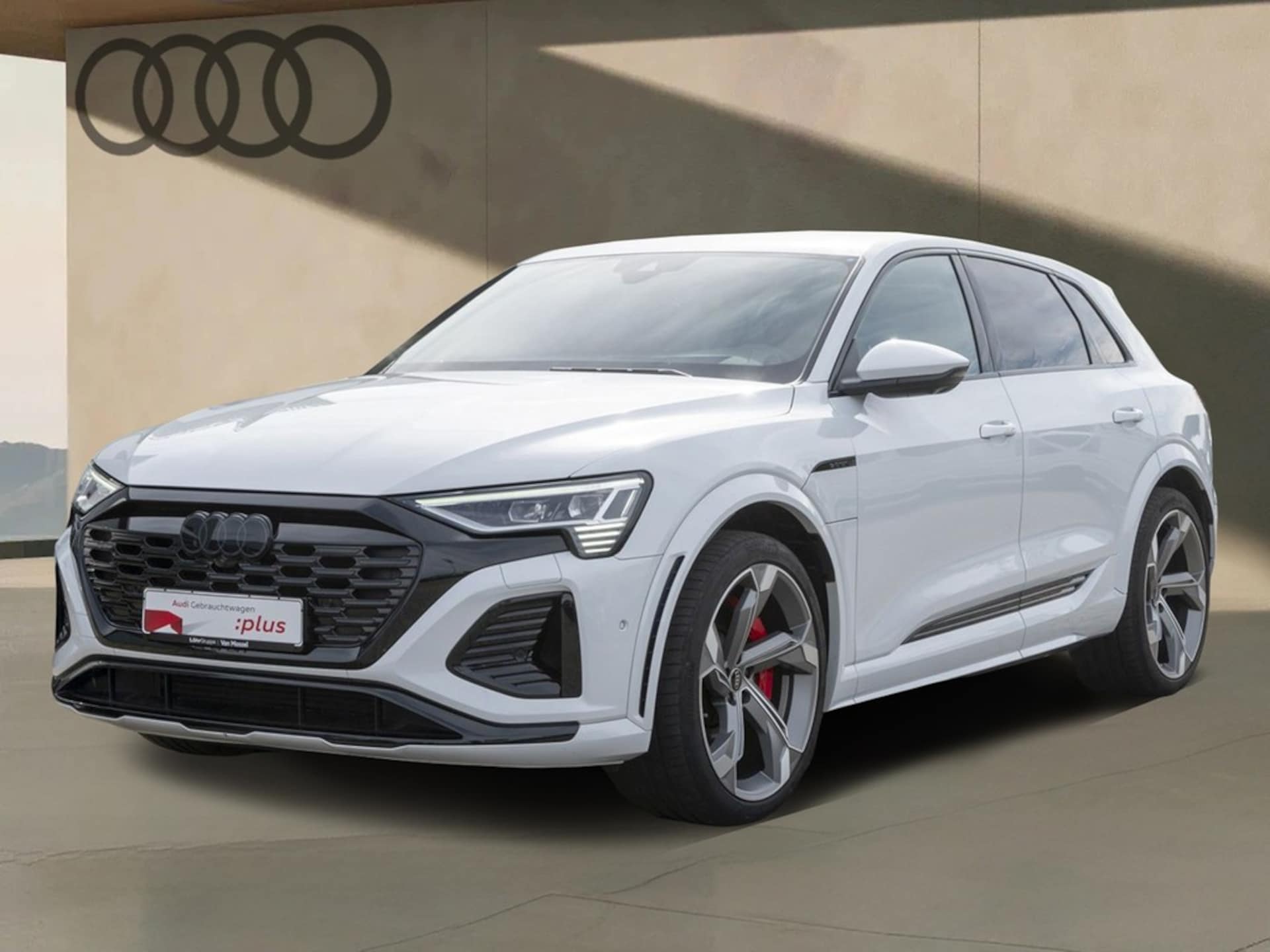 Audi SQ8 e-tron 2024