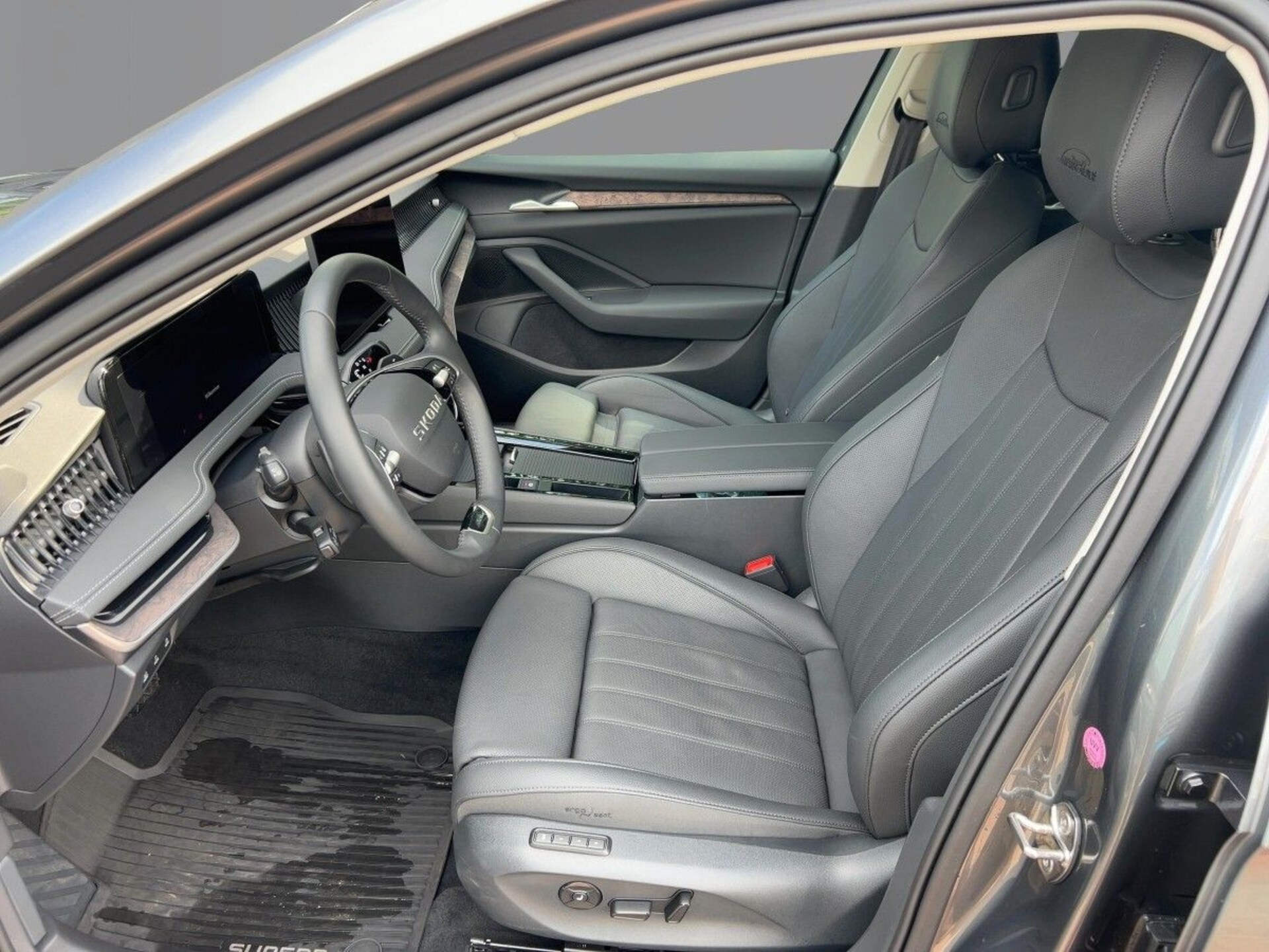 Skoda Superb Combi Laurin & Klement