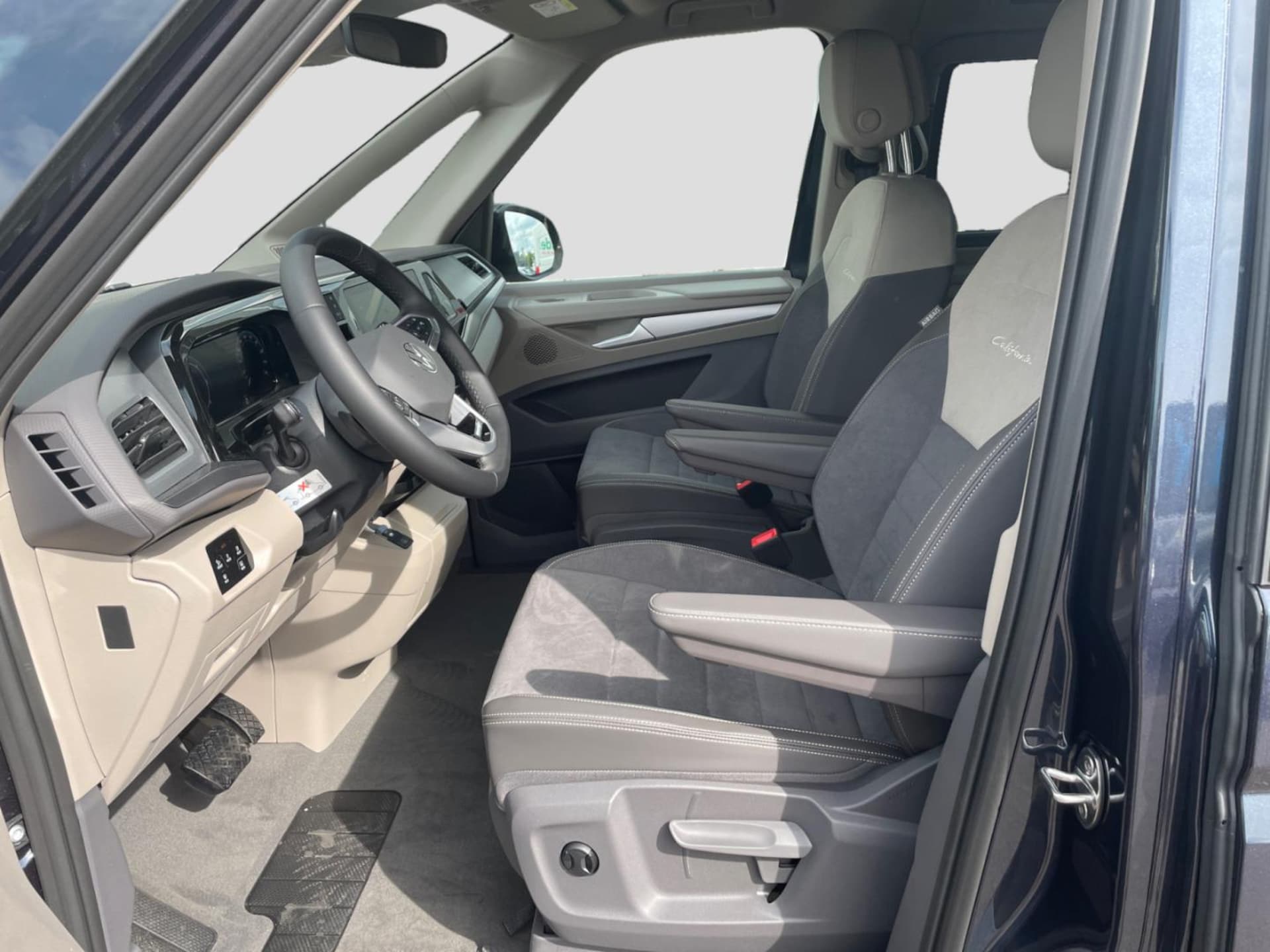 Volkswagen California Beach Camper