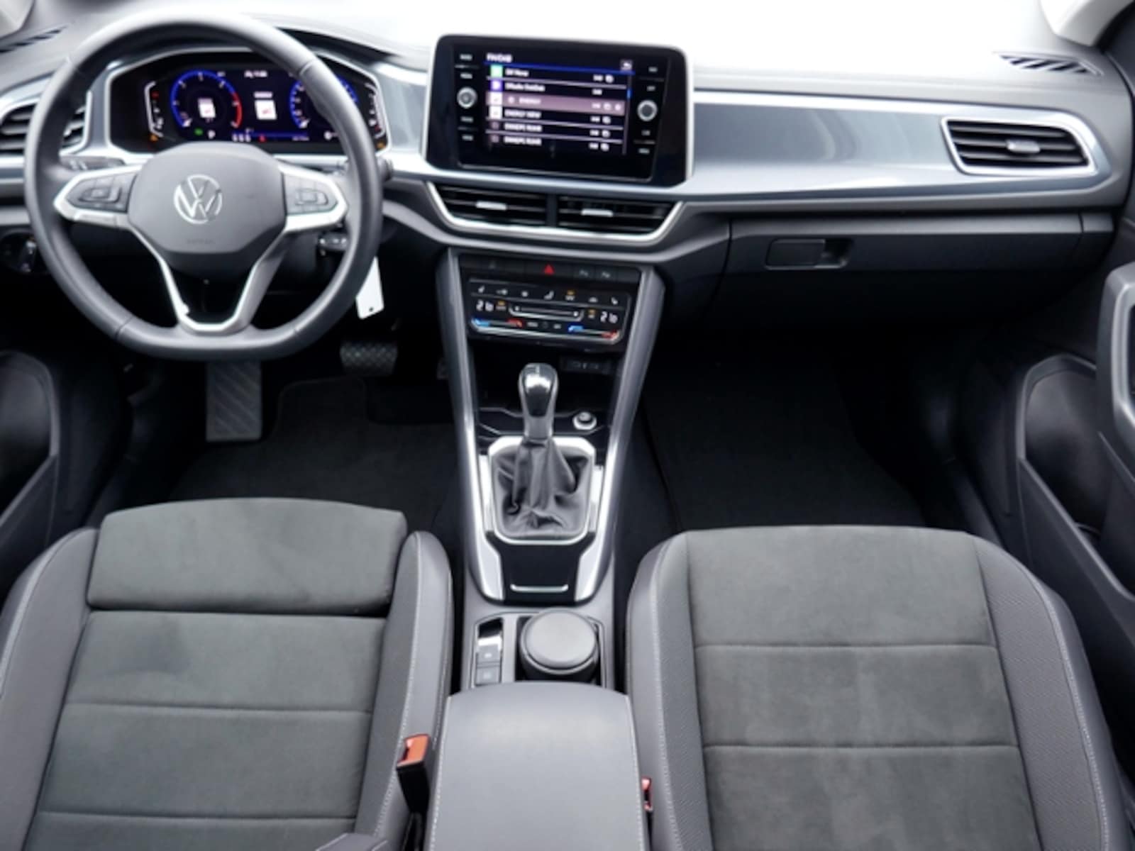 Volkswagen T-Roc – Bild 11