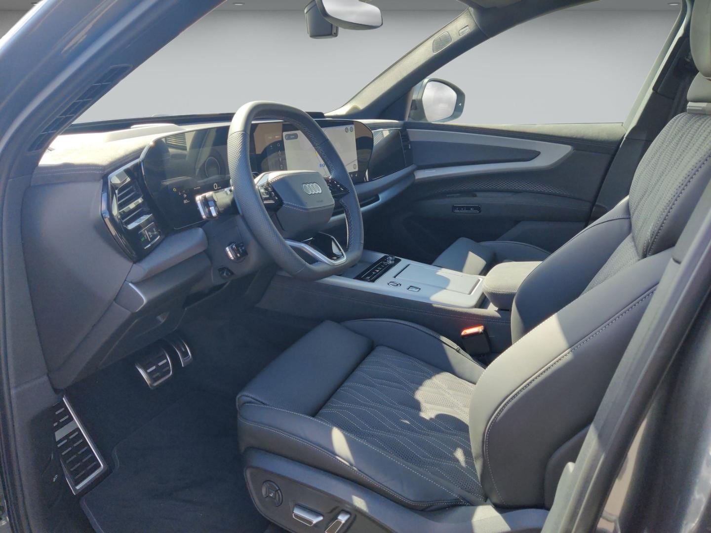 Bild über Audi Q7 SUV TDI quattro 220 kW tiptronic - für weitere Informationen kontaktieren Sie den Audi Partner