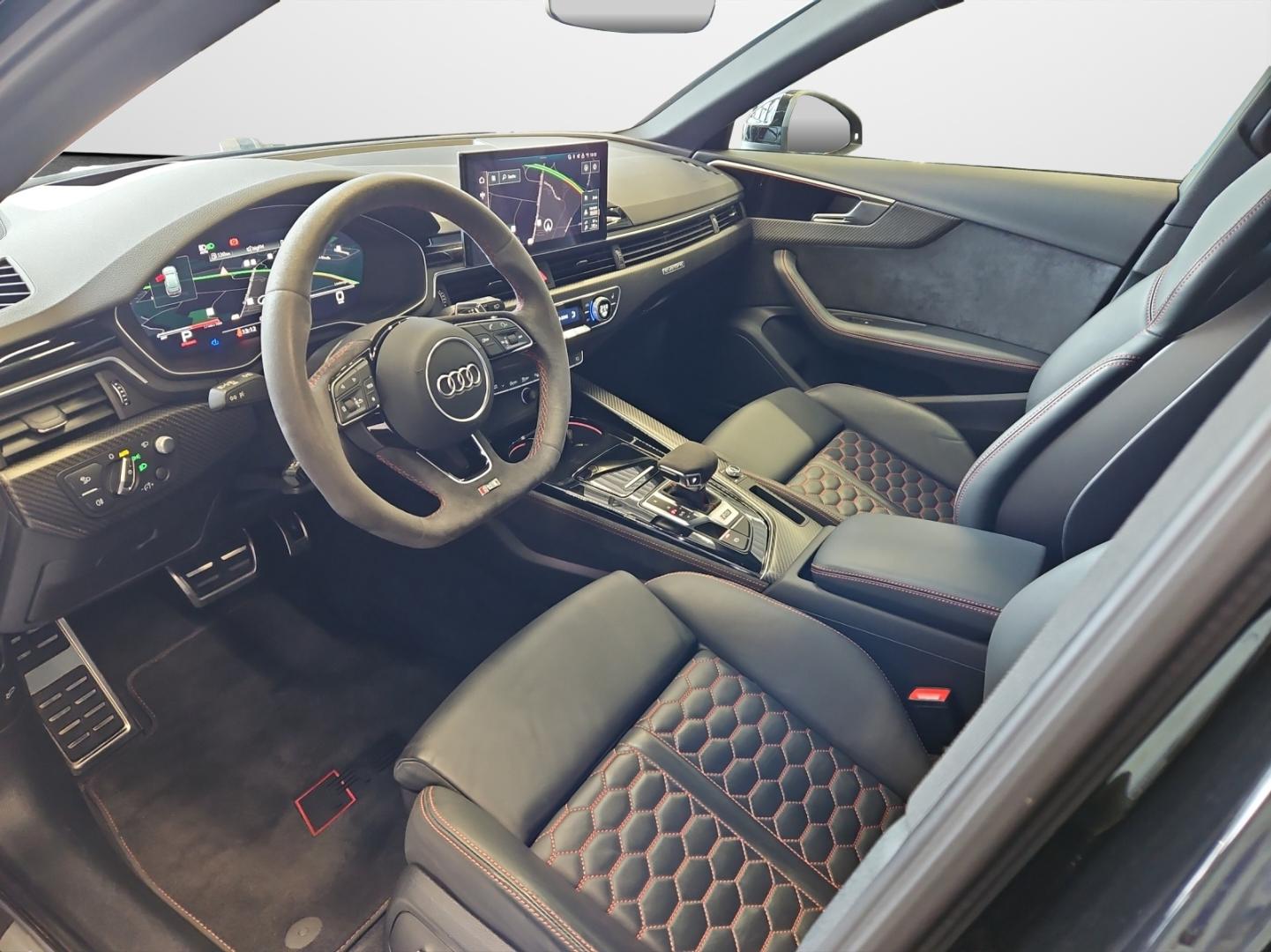 Image about Audi RS 4 Avant TFSI quattro tiptronic