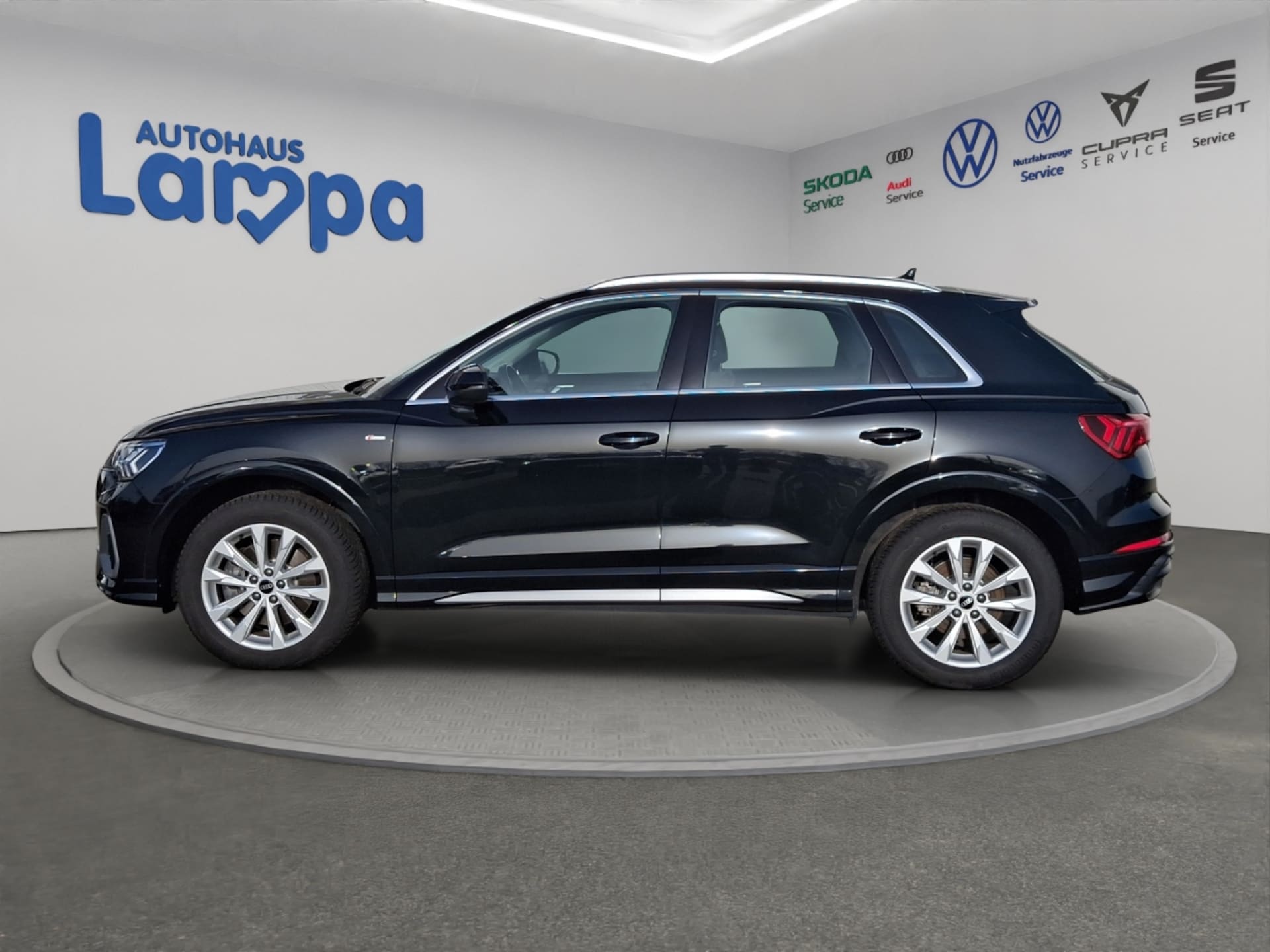 Audi Q3 SUV S line
