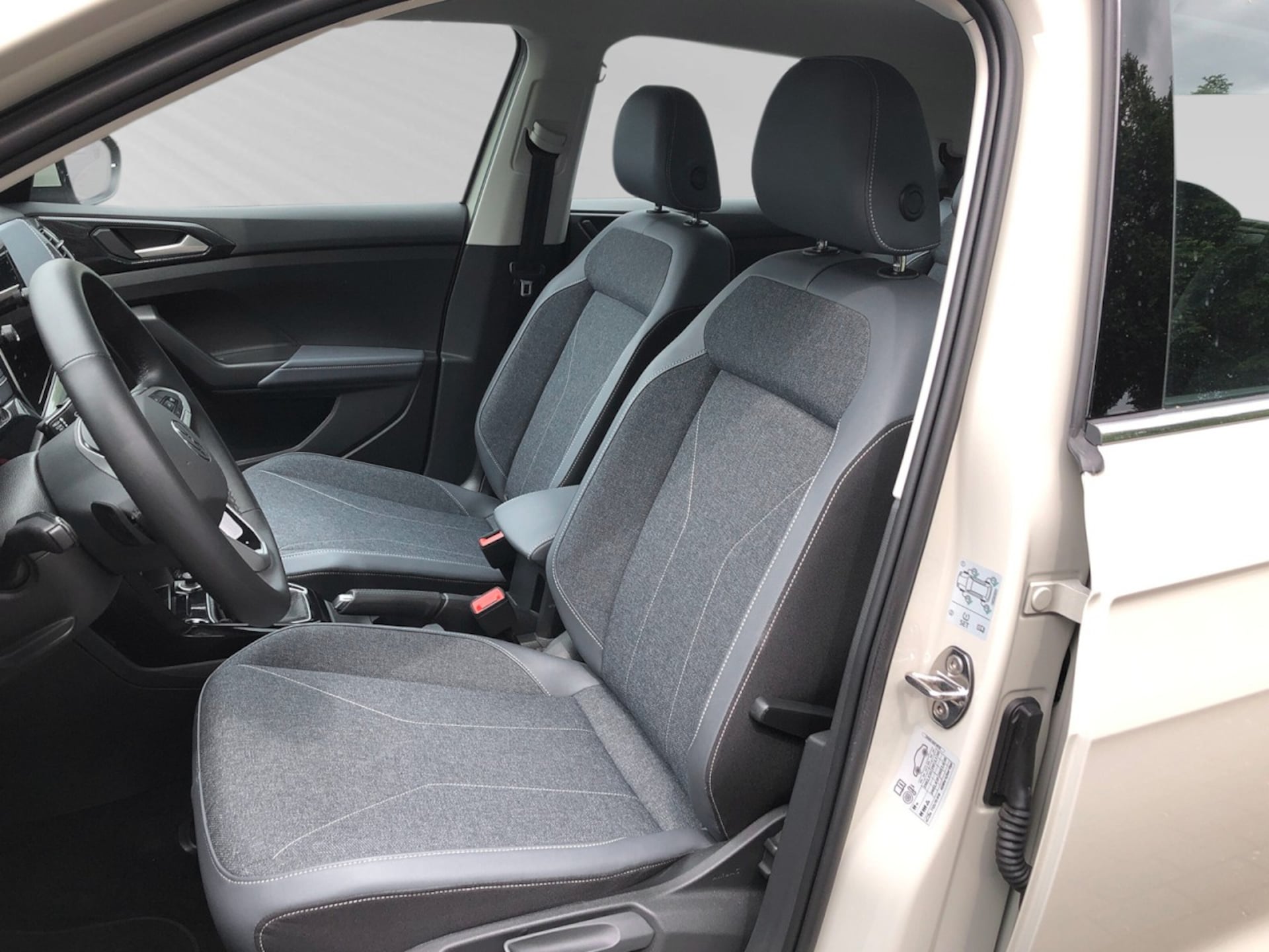 Volkswagen T-Cross Style