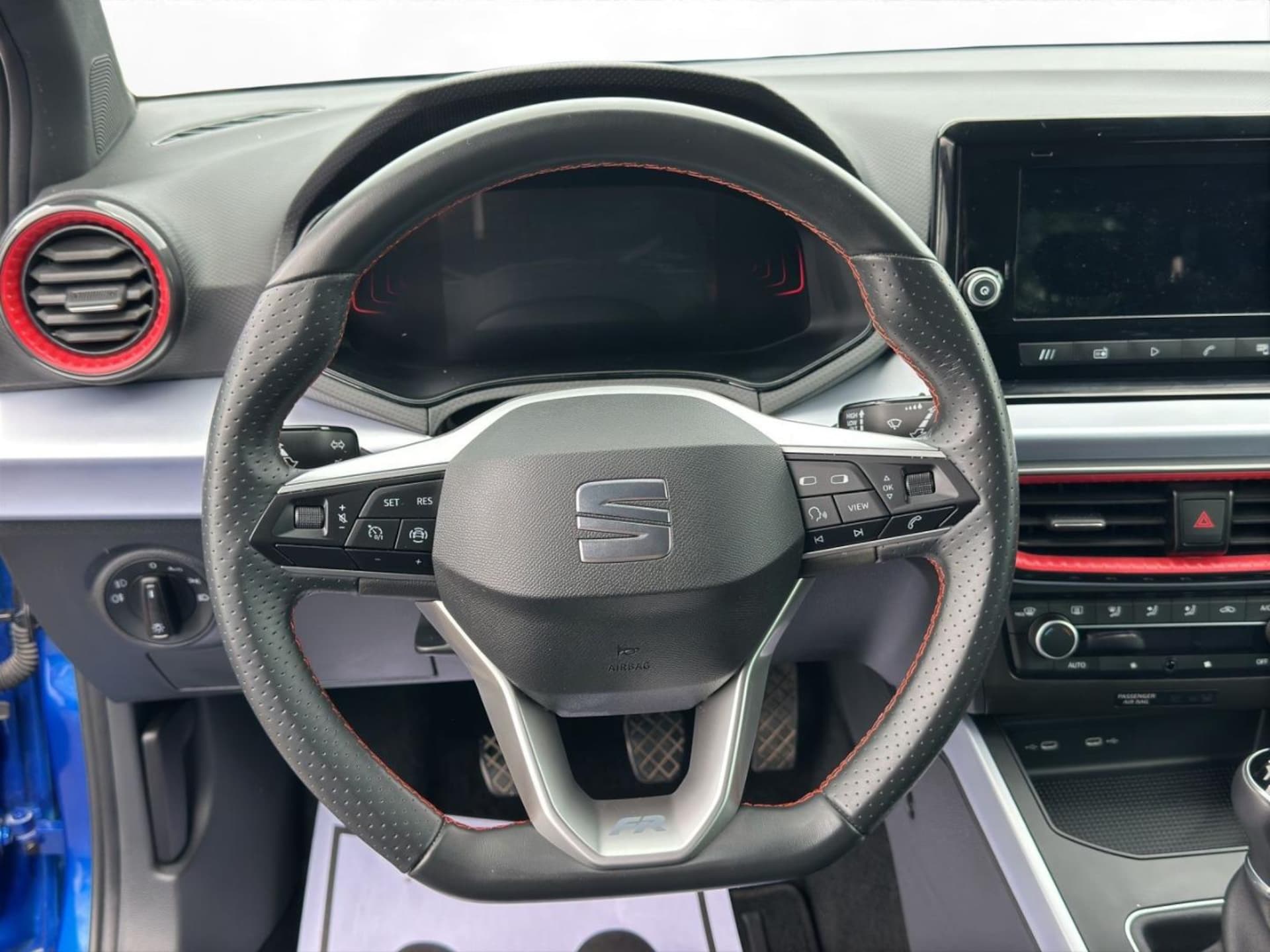 SEAT Arona FR