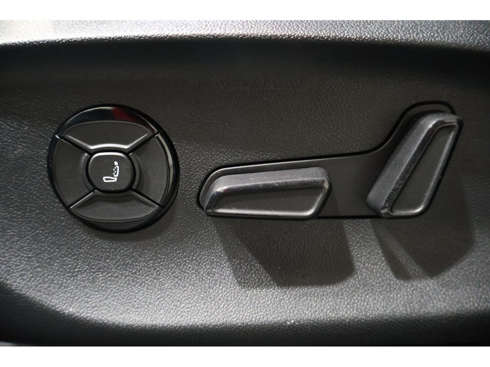 Volkswagen Passat – Bild 24