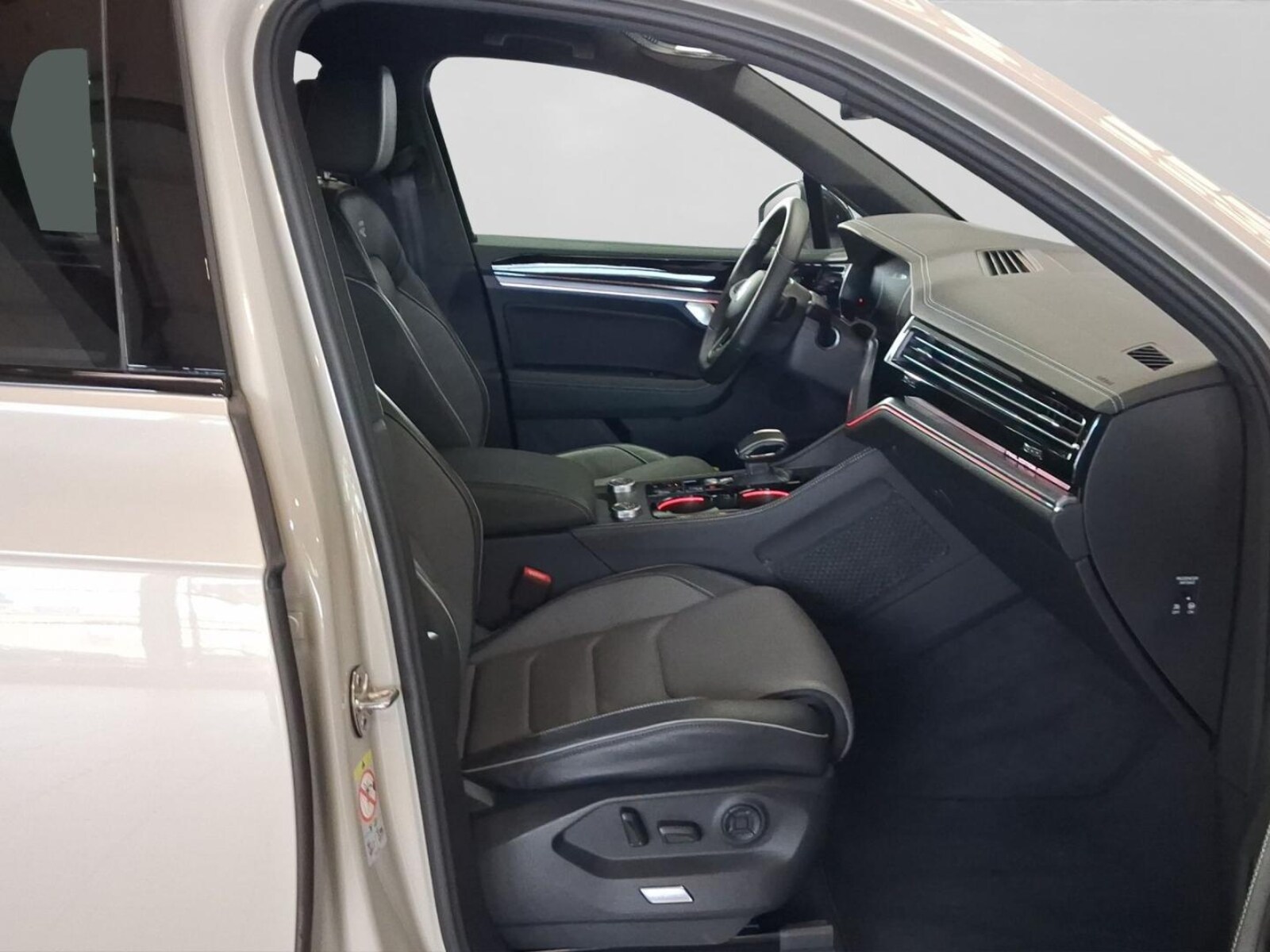 Volkswagen Touareg – Bild 14
