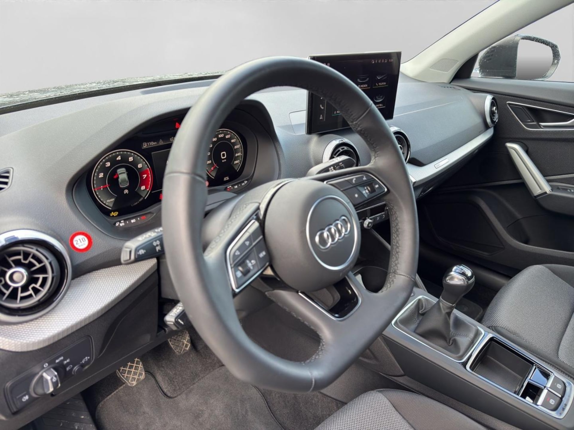 Audi Q2 S line