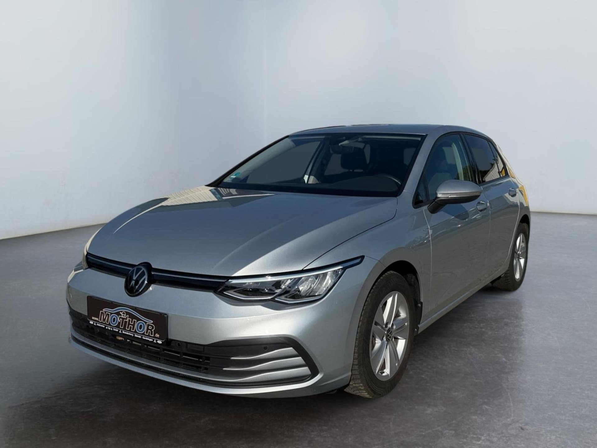 Volkswagen Golf 2024 — VIII 2.0 TDI ACC+PDC+KAM+USB+NAVI
