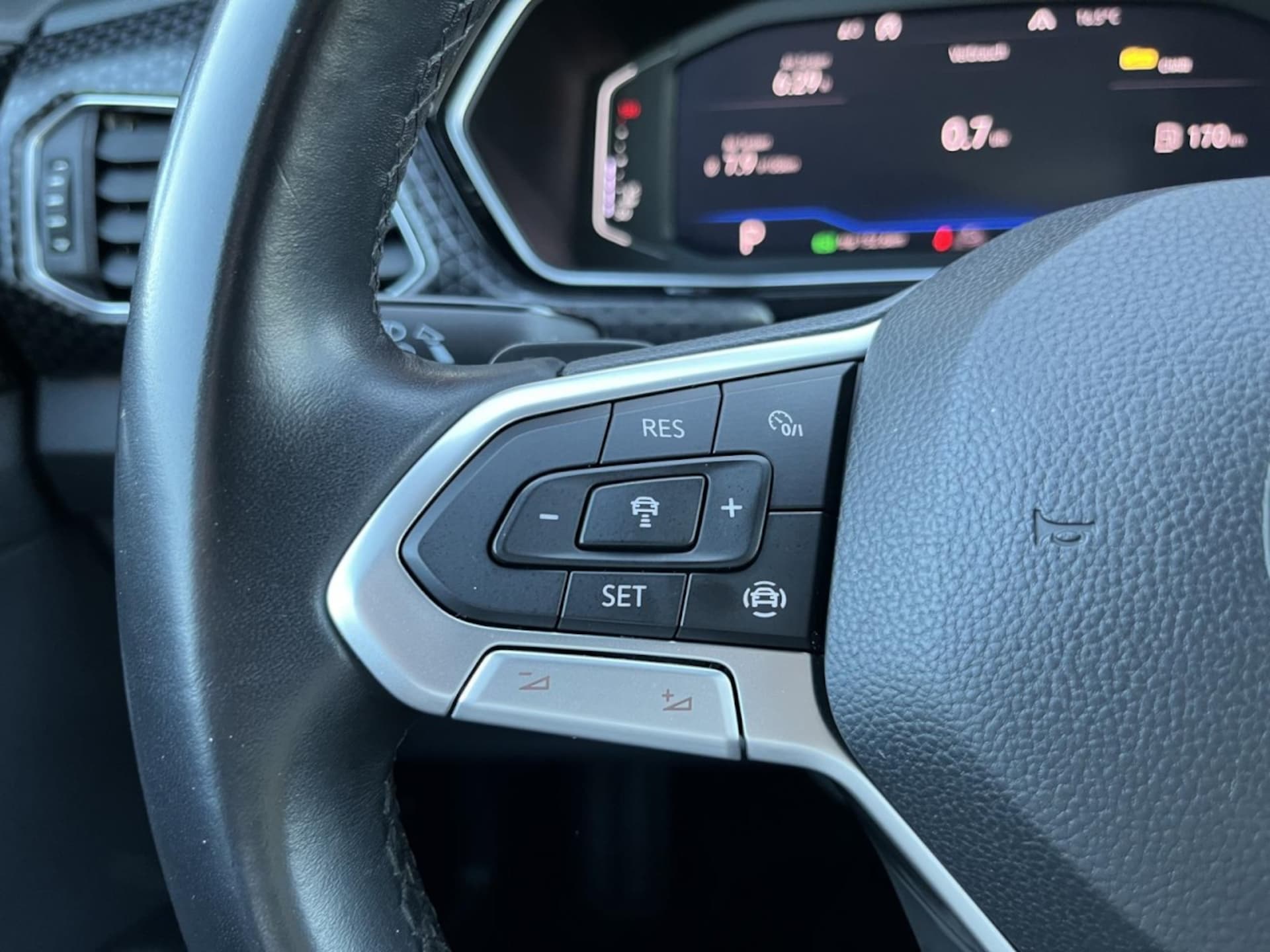 Volkswagen T-Cross Style