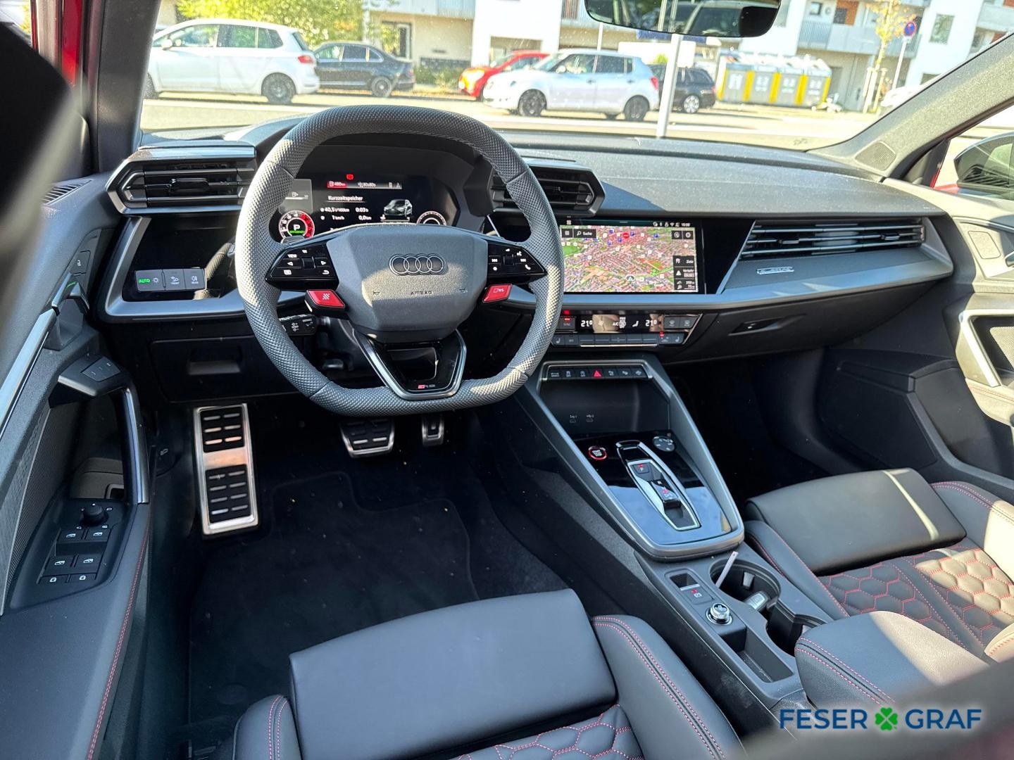 Bild über Audi RS 3 Sportback TFSI quattro 294 kW S tronic - für weitere Informationen kontaktieren Sie den Audi Partner