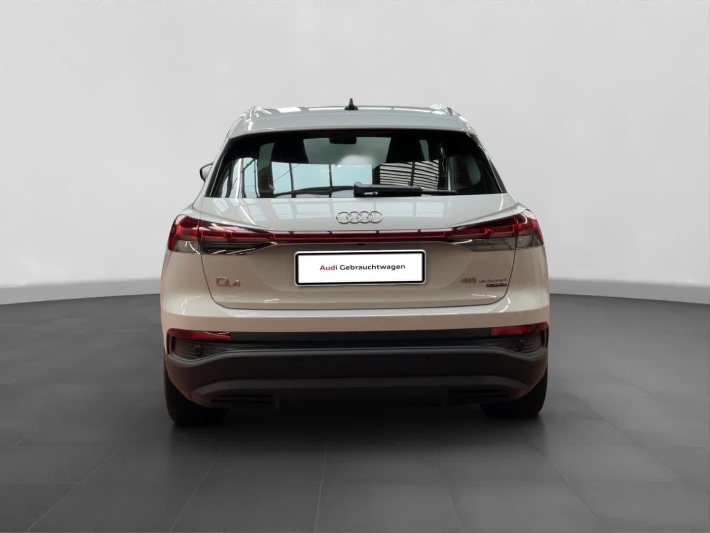 Bild über Audi Q4 e-tron 45 e-tron quattro - für weitere Informationen kontaktieren Sie den Audi Partner
