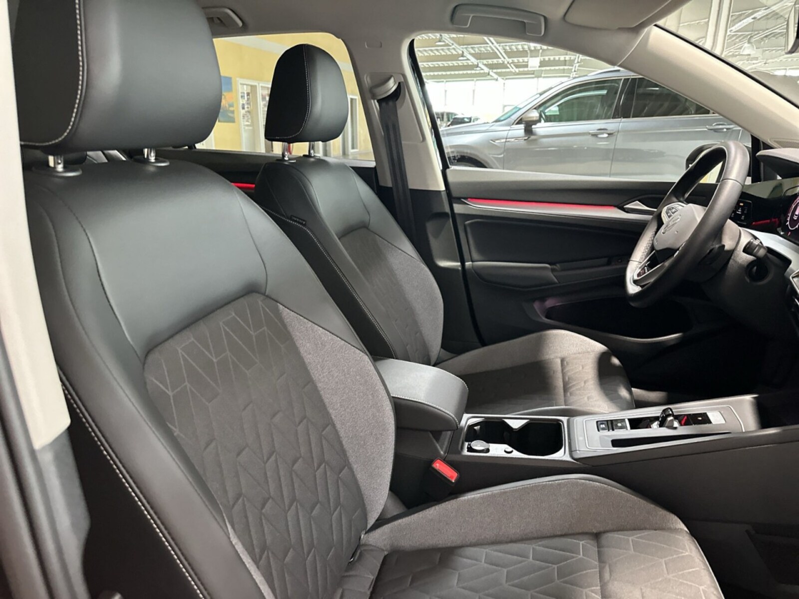 Volkswagen Golf – Bild 8