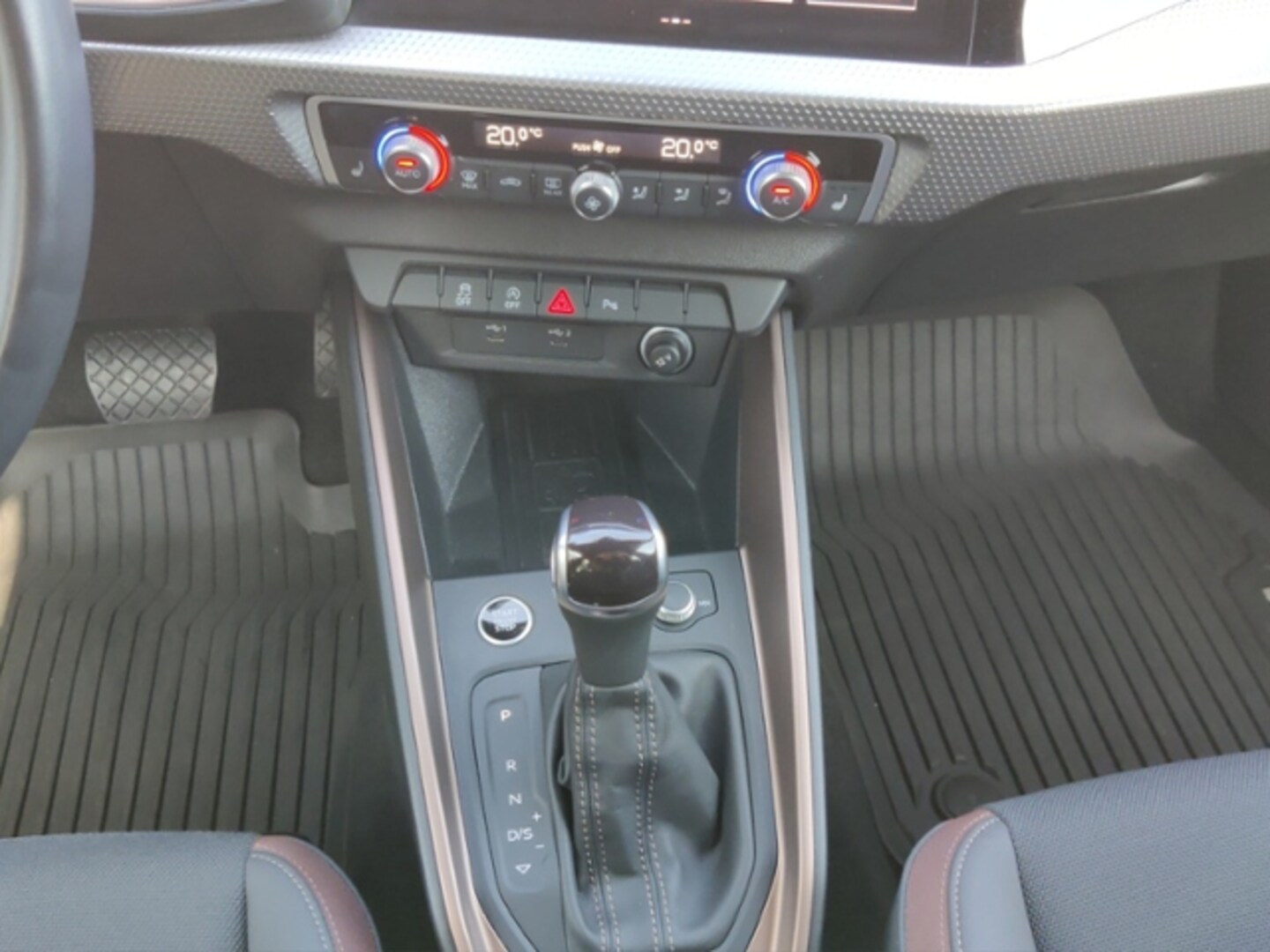 Bild über Audi A1 allstreet 35 TFSI S tronic - für weitere Informationen kontaktieren Sie den Audi Partner