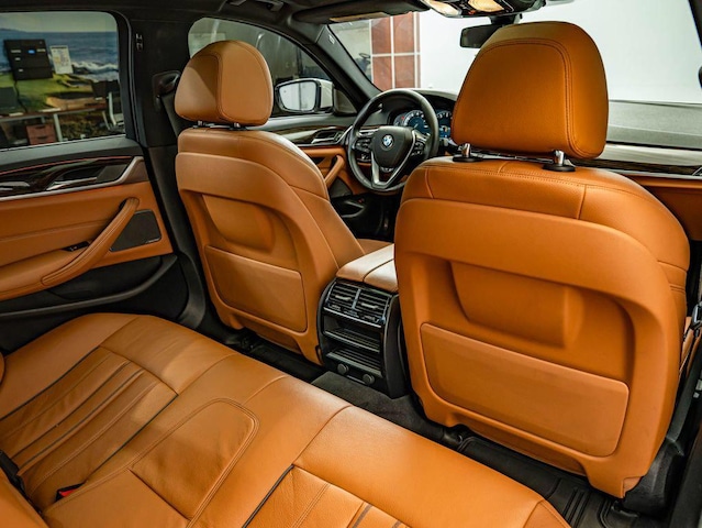 2019 BMW 5 Series 540i - Photo 42
