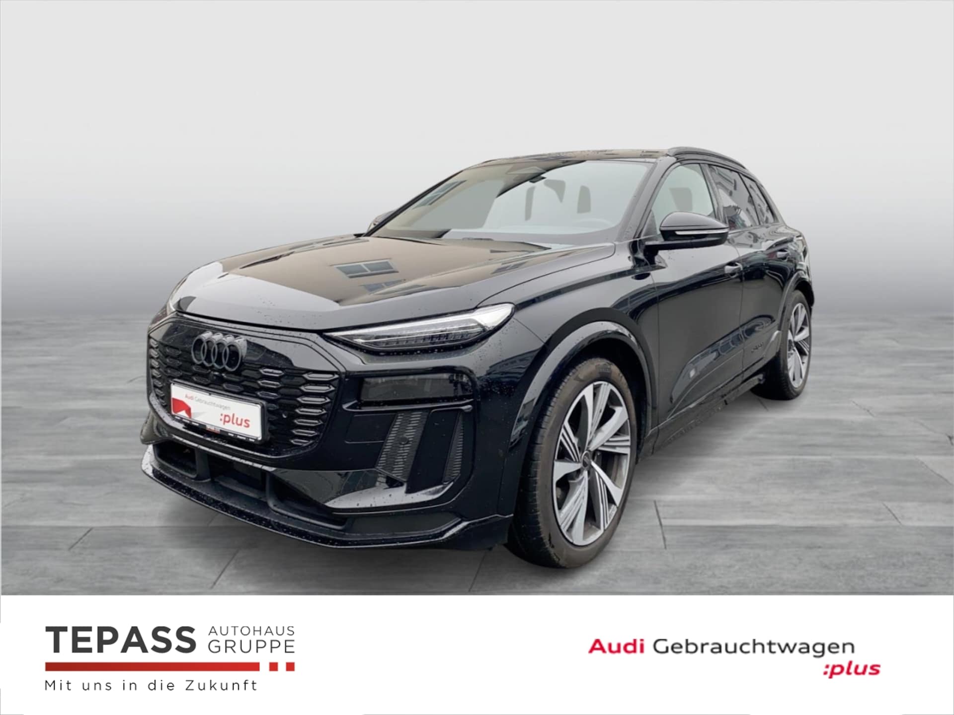 Audi SQ6 SUV e-tron