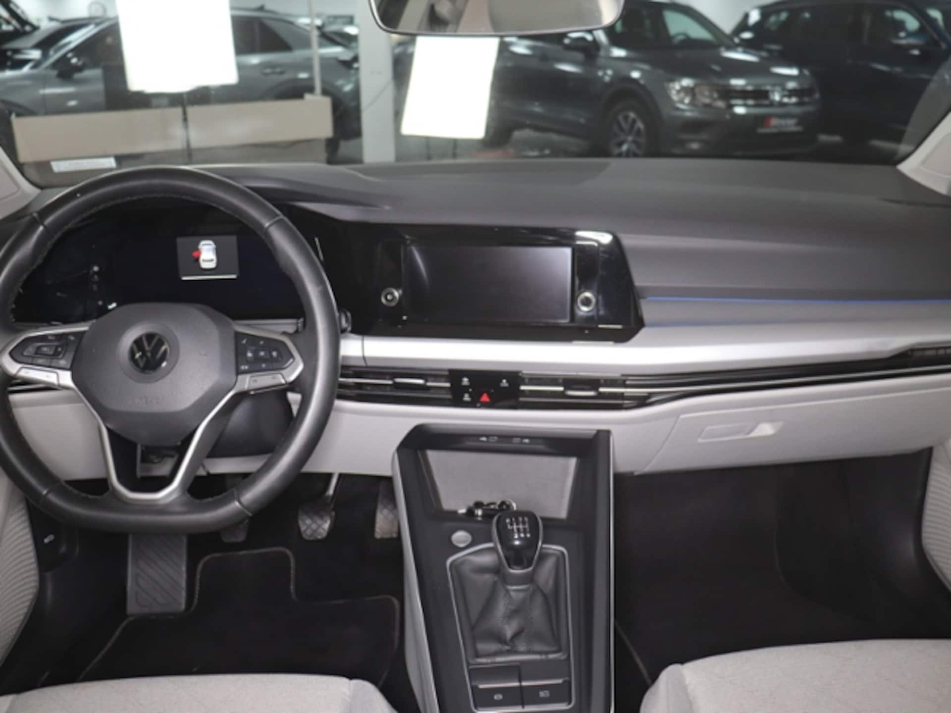 Volkswagen Golf Life