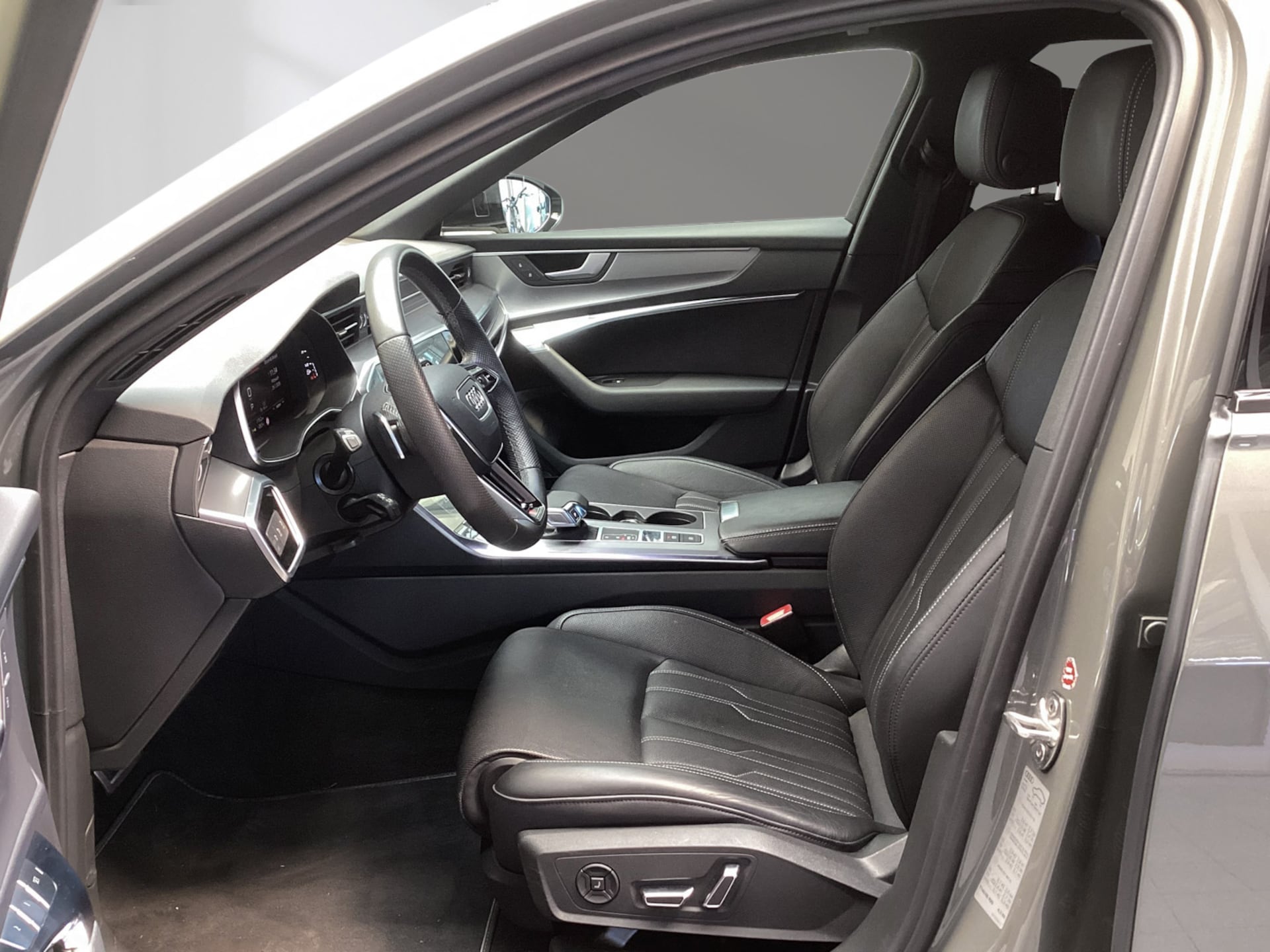 Audi S6 Avant