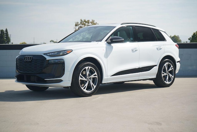 Photo of 2027 Audi Q6 e-tron 