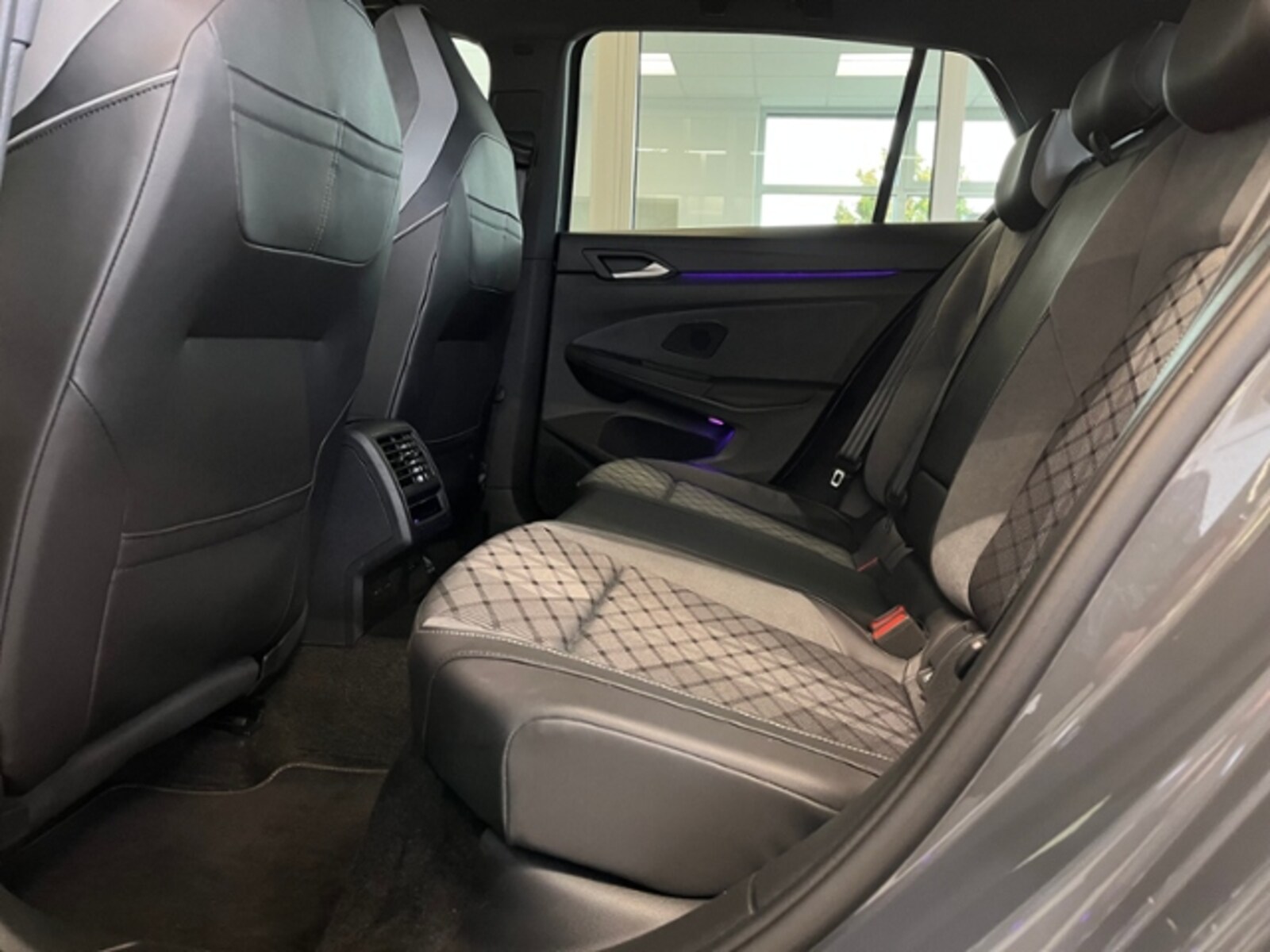 Volkswagen Golf – Bild 9