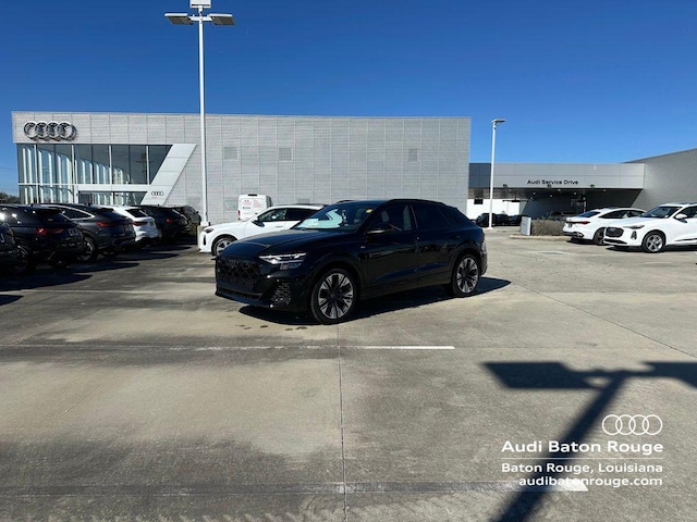 Photo of 2026 Audi Q8