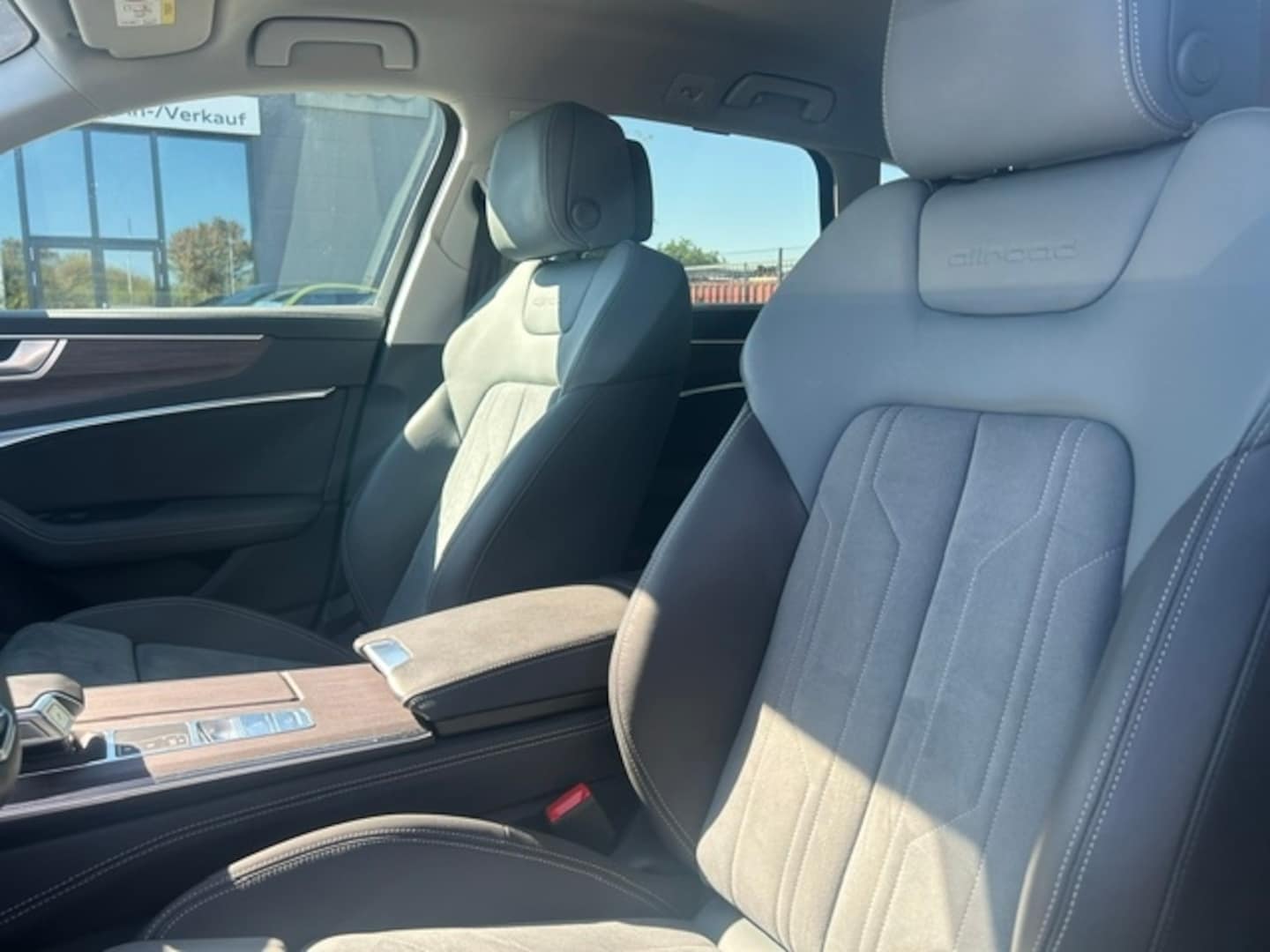 Bild über Audi A6 allroad quattro 40 TDI quattro S tronic - für weitere Informationen kontaktieren Sie den Audi Partner