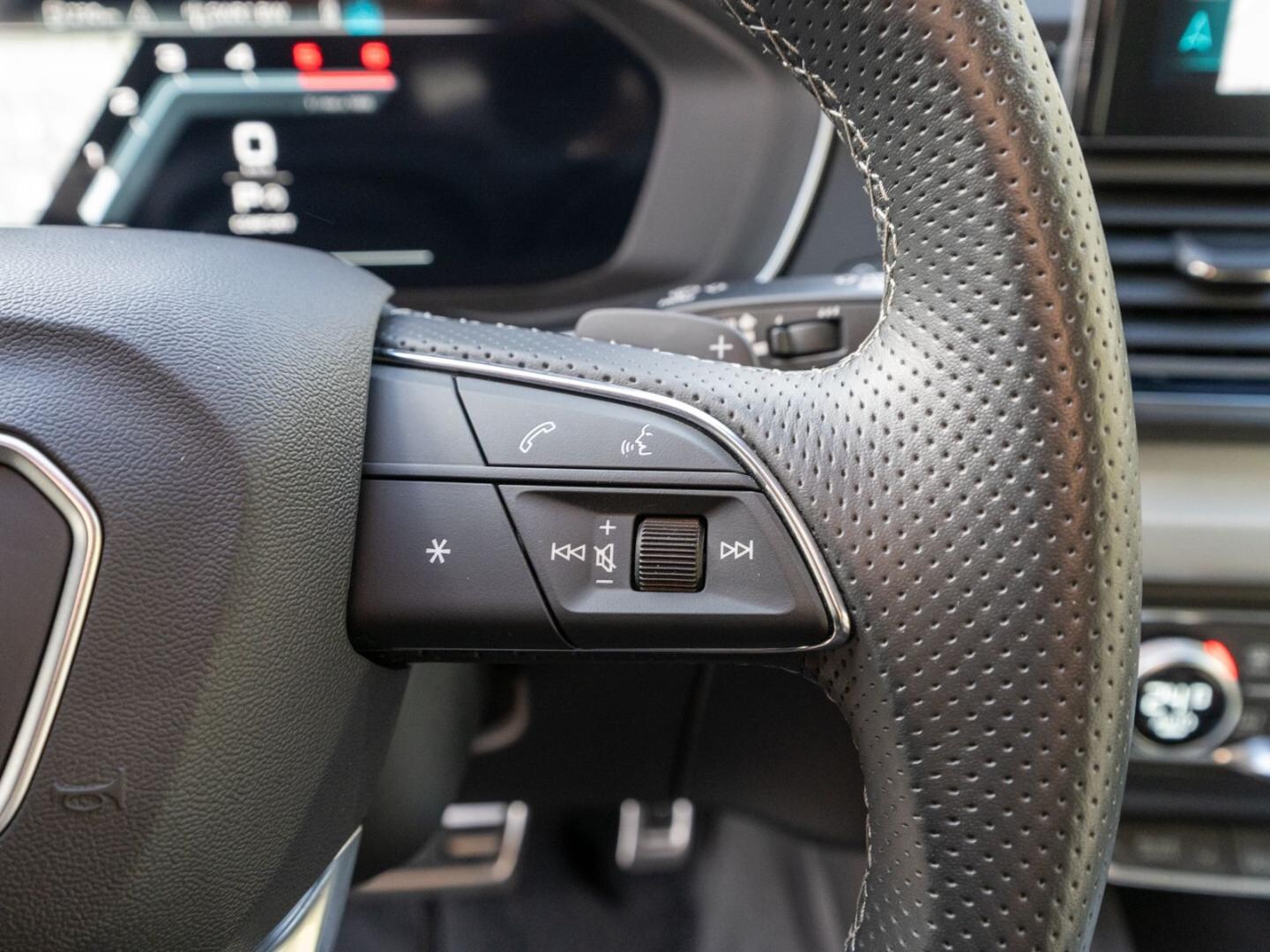 Bild über Audi Q5 40 TDI quattro S tronic - für weitere Informationen kontaktieren Sie den Audi Partner