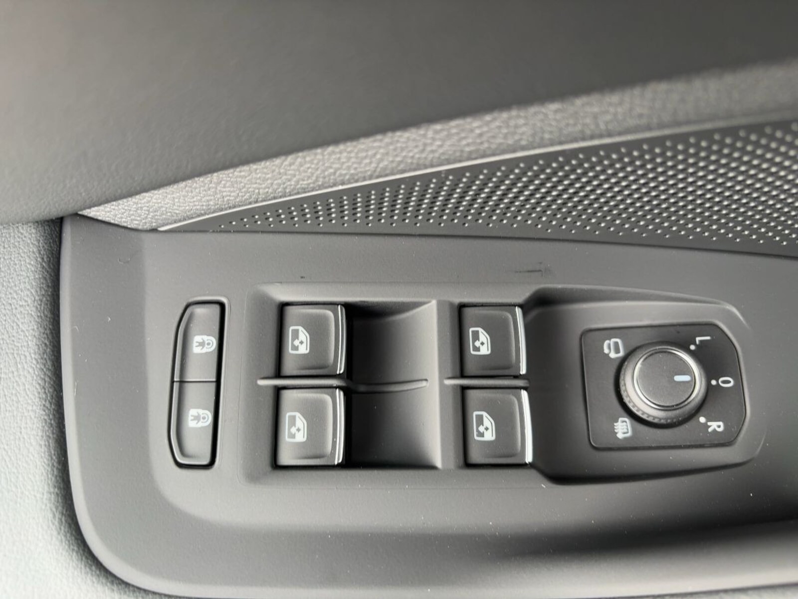 Volkswagen Passat – Bild 15