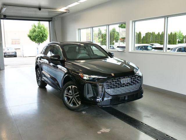 2026 Audi Q5 Premium quattro's photo