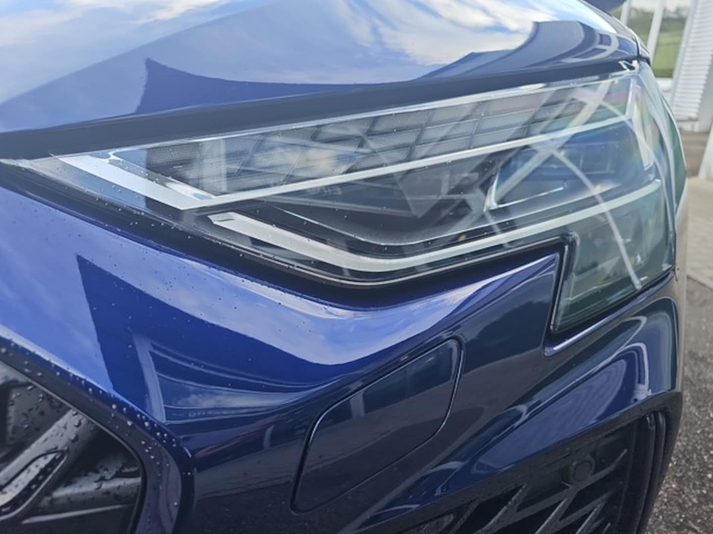 Bild über Audi S3 Limousine TFSI quattro S tronic - für weitere Informationen kontaktieren Sie den Audi Partner