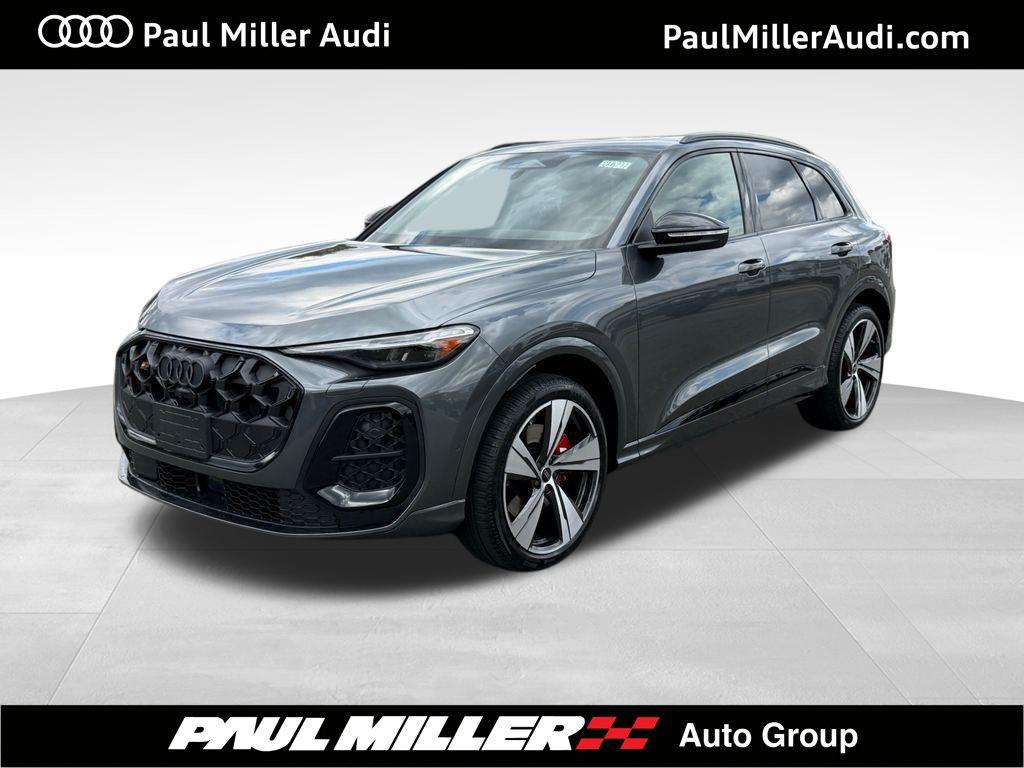 2026 Audi SQ5 Premium Plus quattro's photo