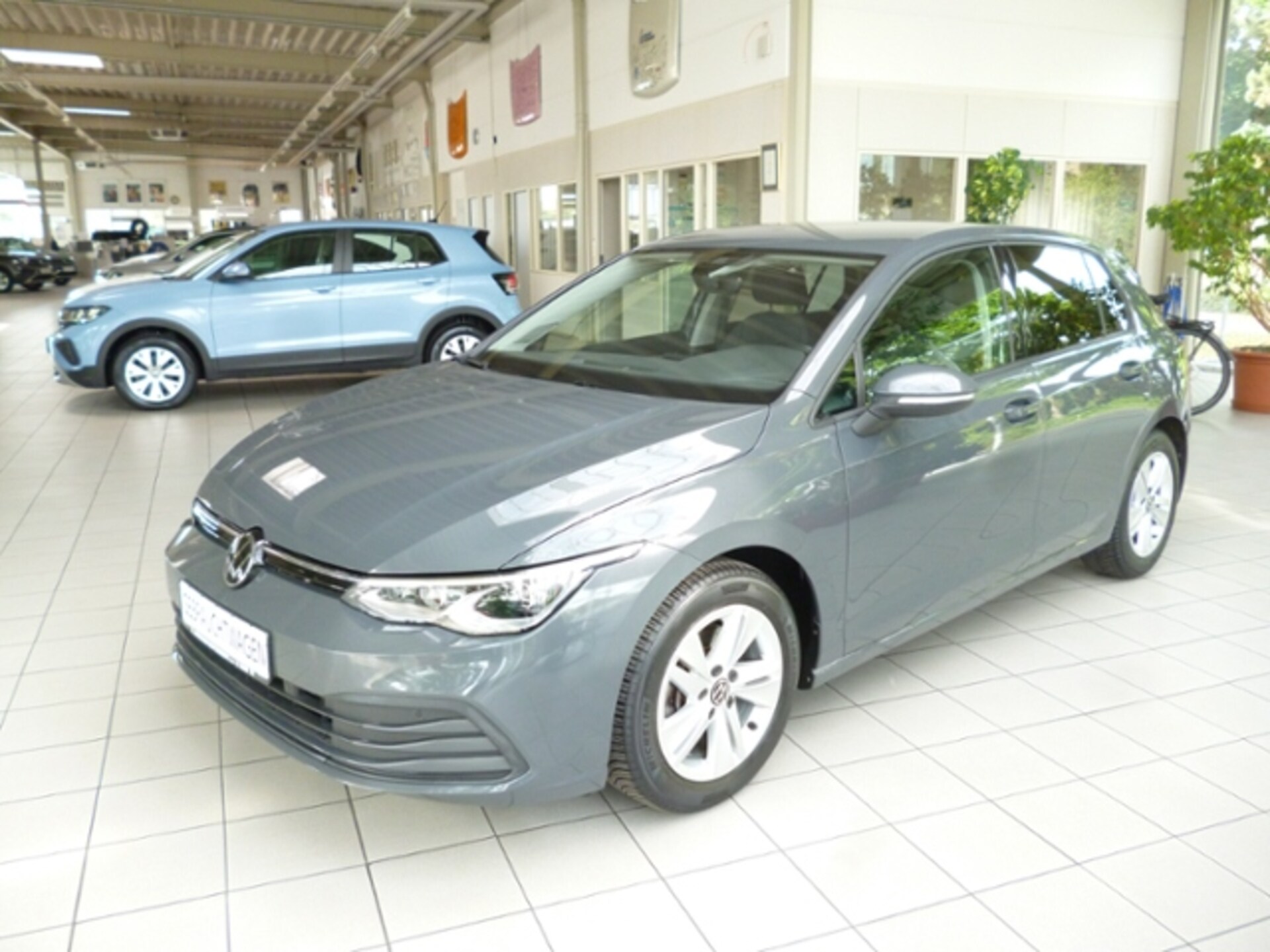 Volkswagen Golf Life