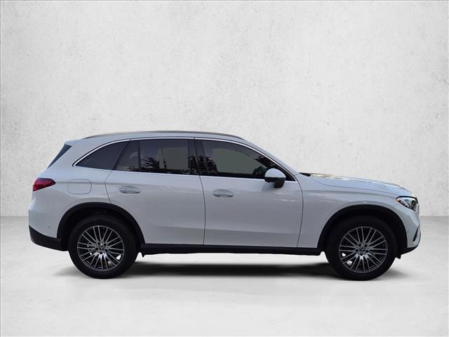 2026 Mercedes-Benz GLC 300