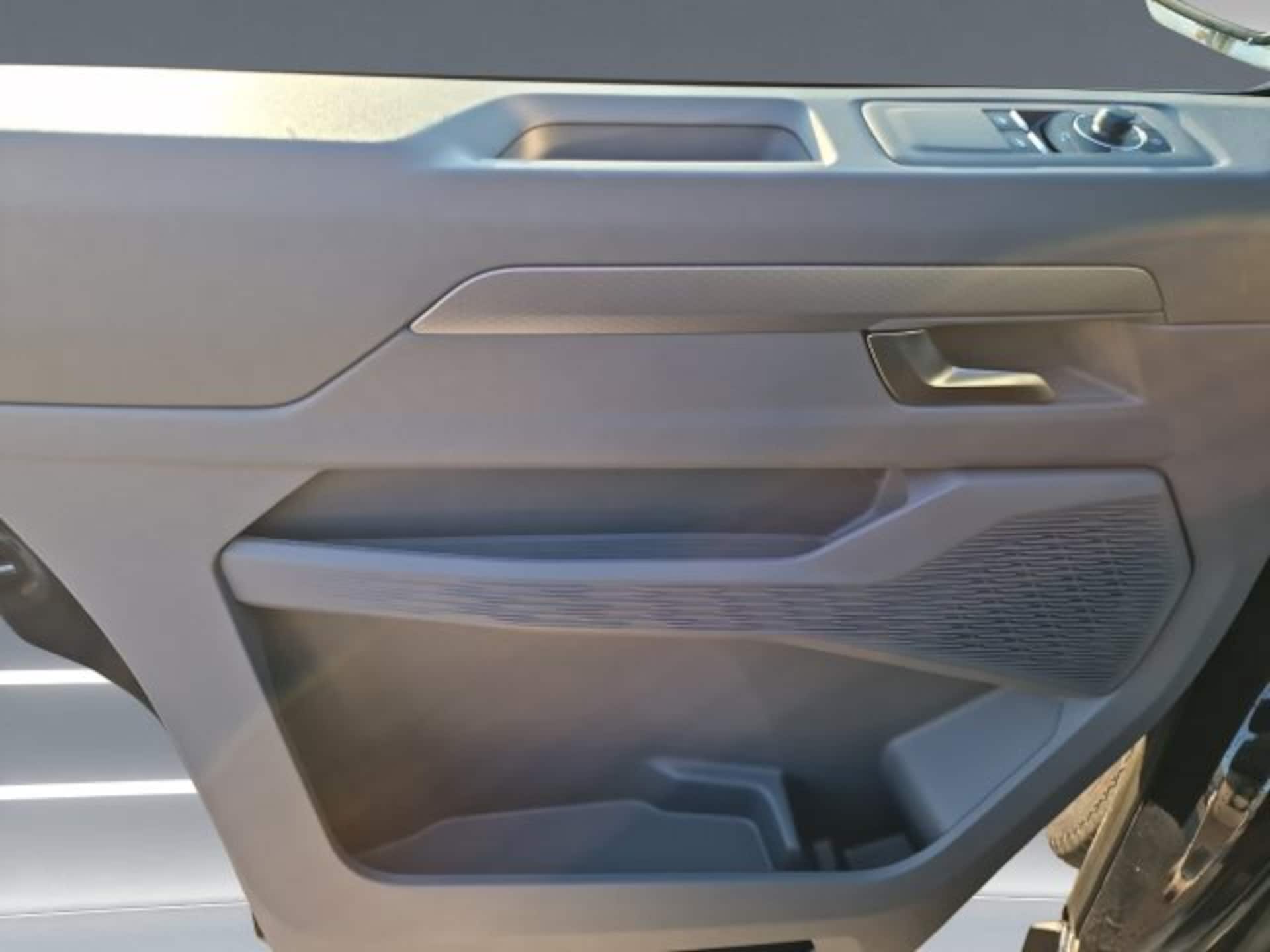 Volkswagen Caravelle langer Radstand Style