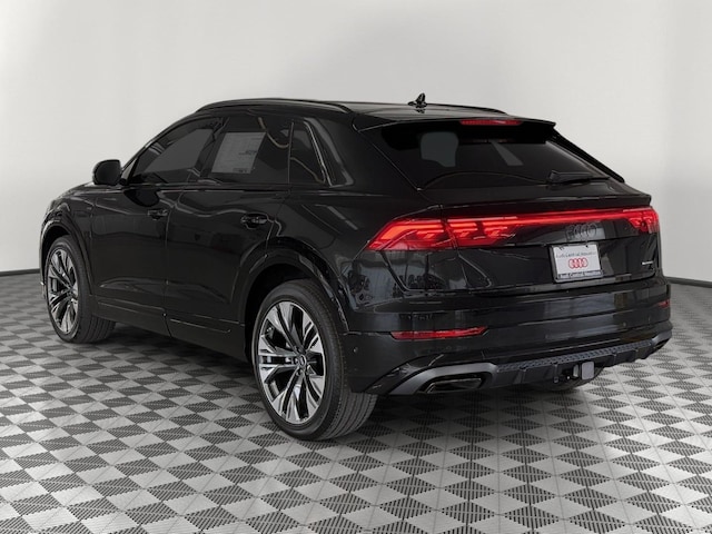 2026 Audi Q8