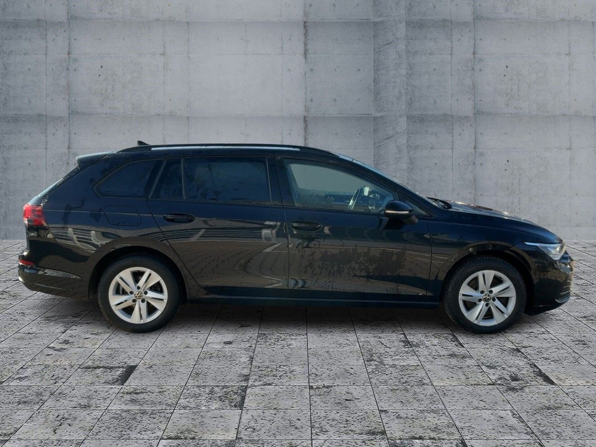 Volkswagen Golf Variant Life