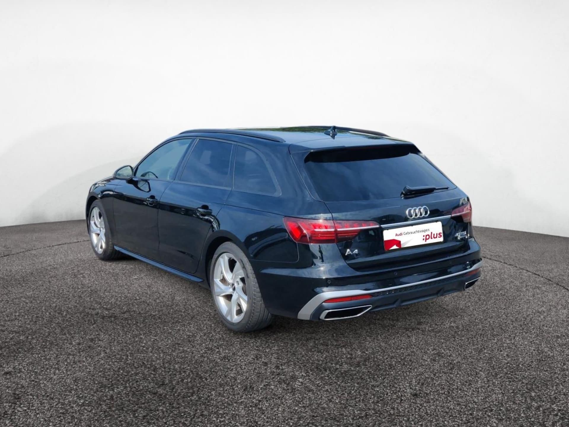 Audi A4 Avant S line