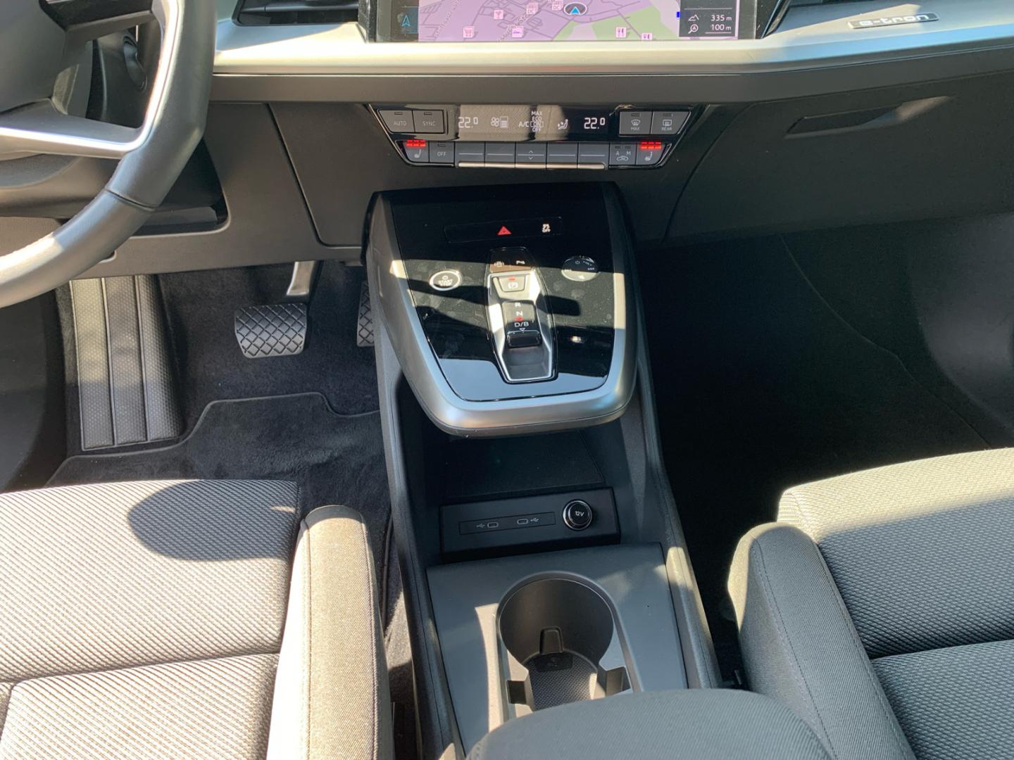 Image about Audi Q4 e-tron 40 e-tron