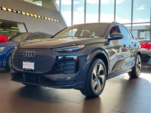 2025 Audi Q6 e-tron Premium Plus's photo