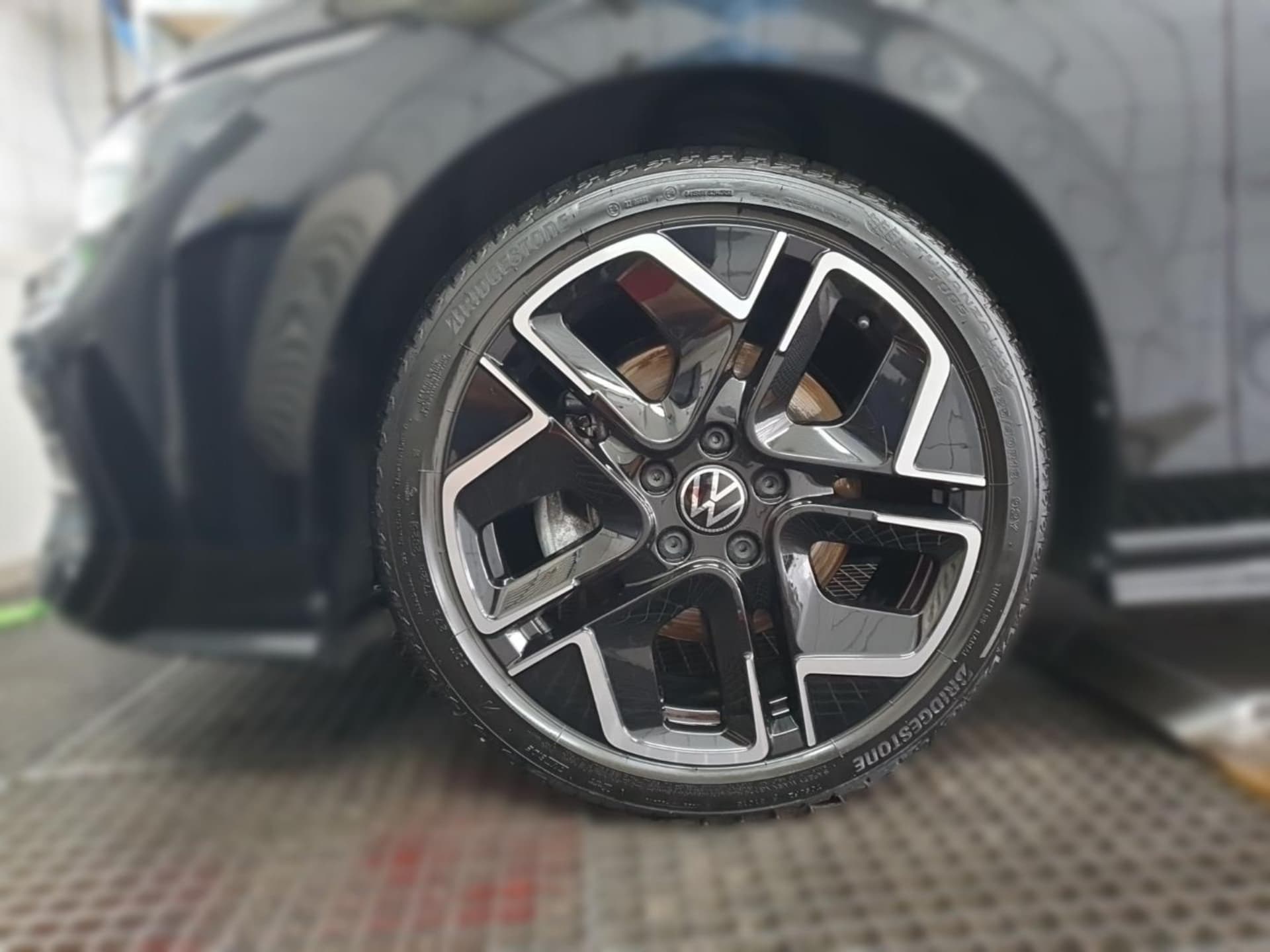 Volkswagen Golf Variant R-Line